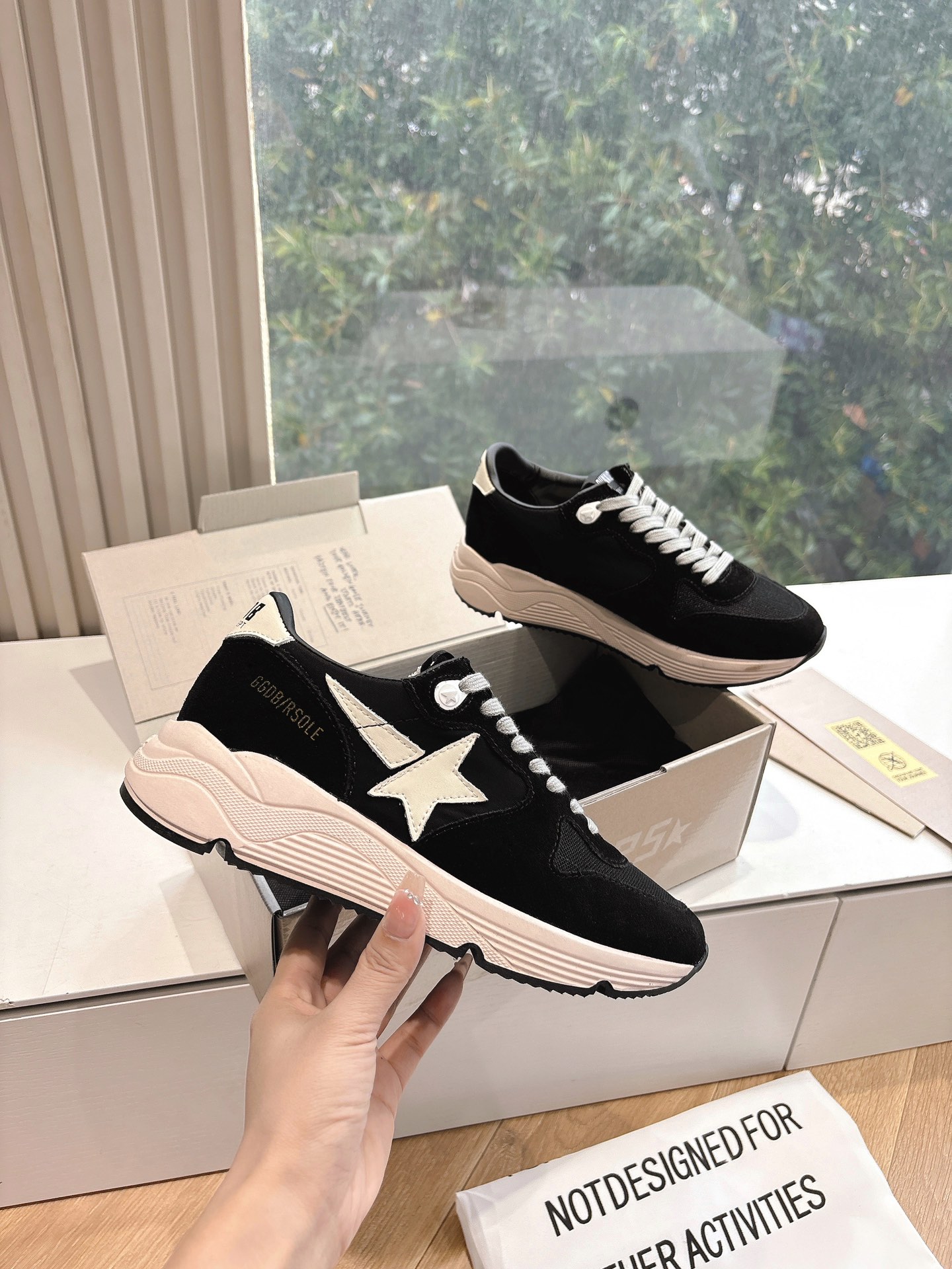 Golden Goose Sneakers-21