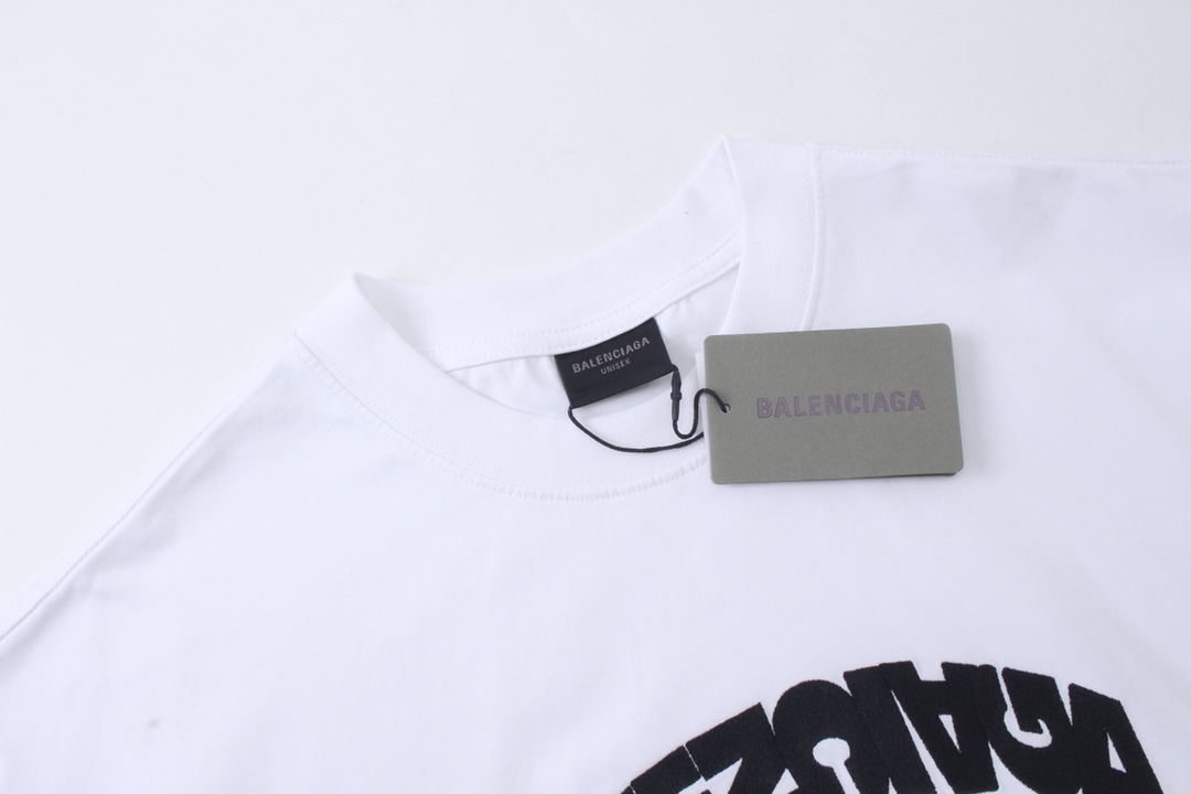 Balenciaga clothing-200