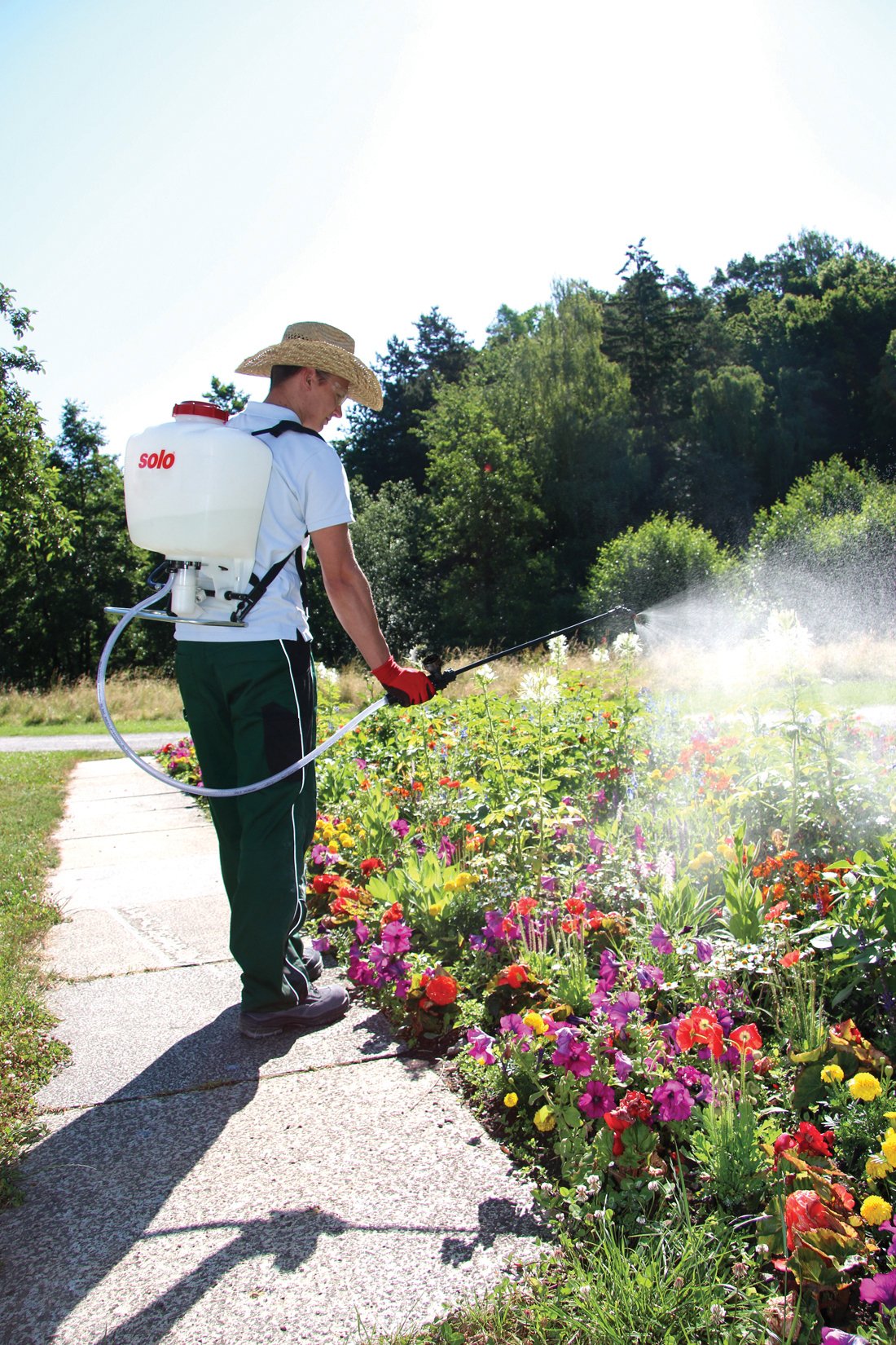 SOLO 425 4-Gallon Backpack Sprayer - Wide Pressure 90 psi