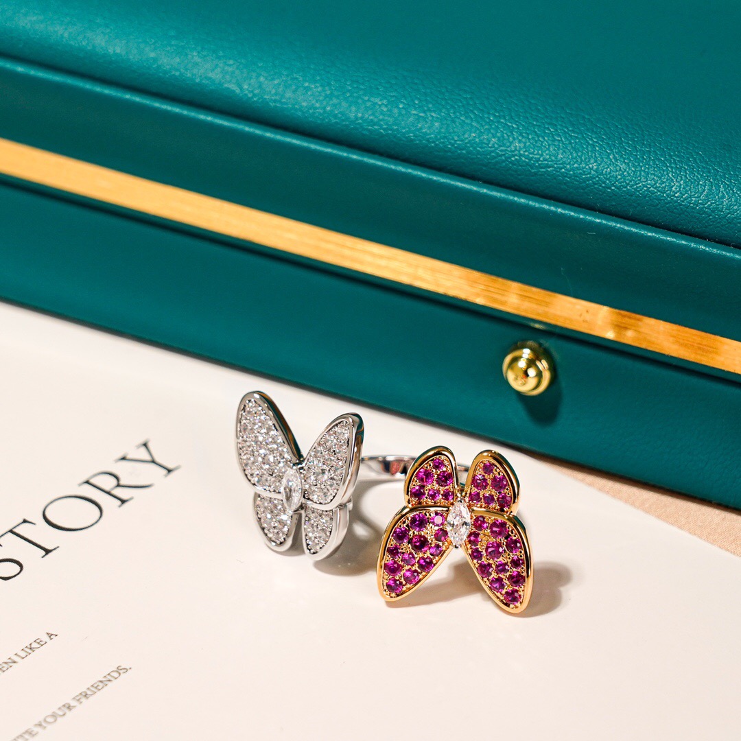 Van Cleef & Arpels ring-71