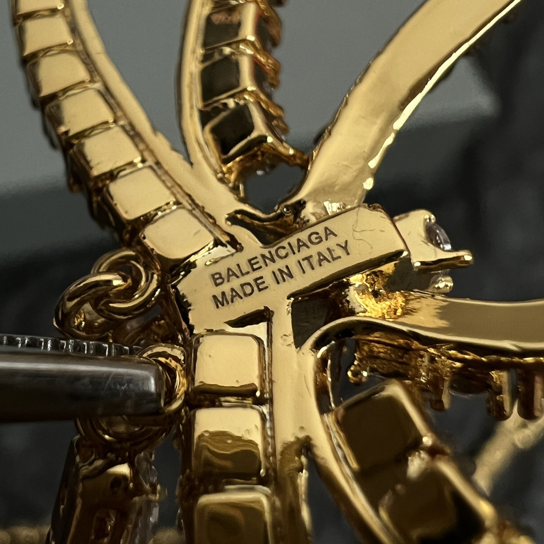 Balenciaga necklace-67