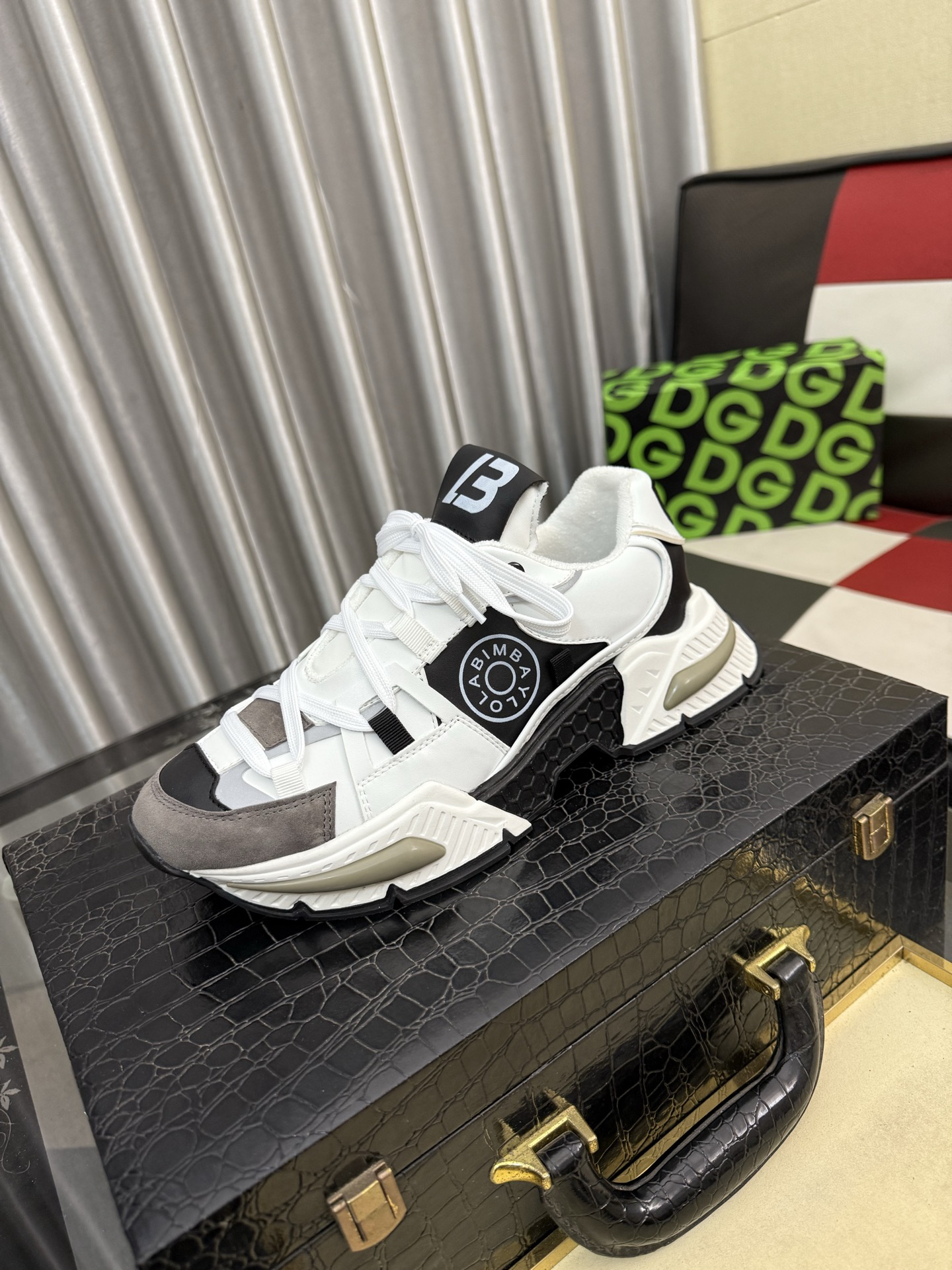 D&G Sneakers-209