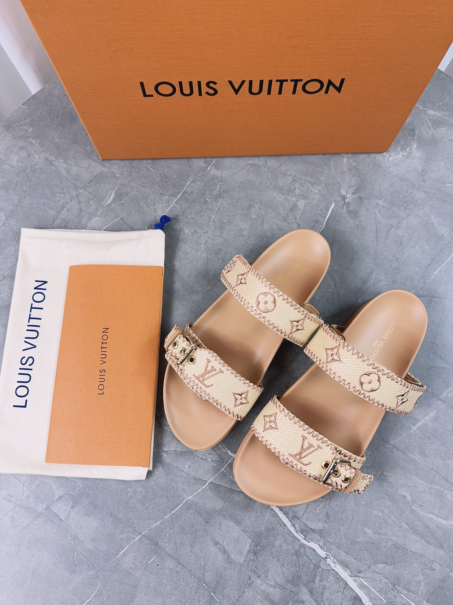 LV Summer footwear