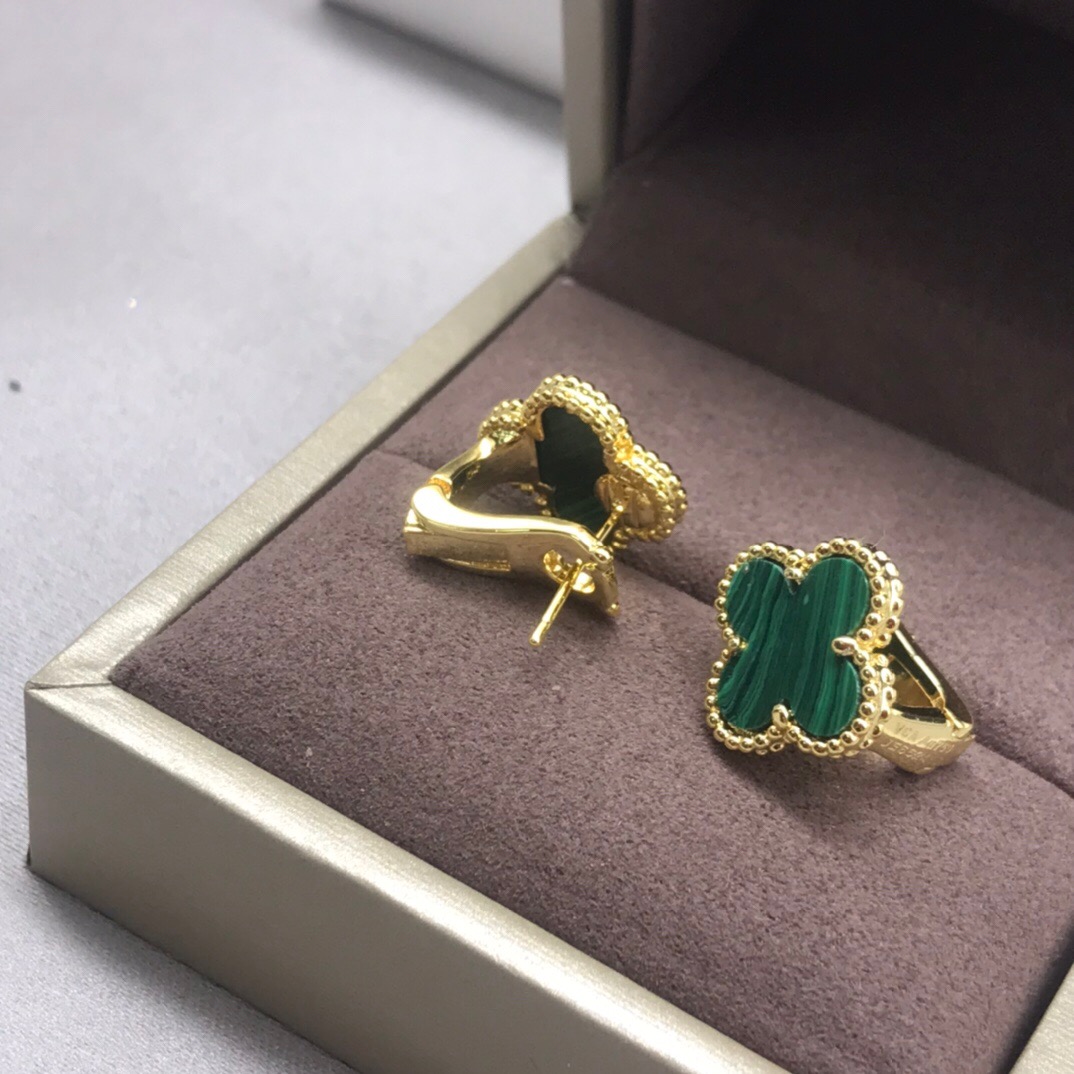 Van Cleef & Arpels earring-19