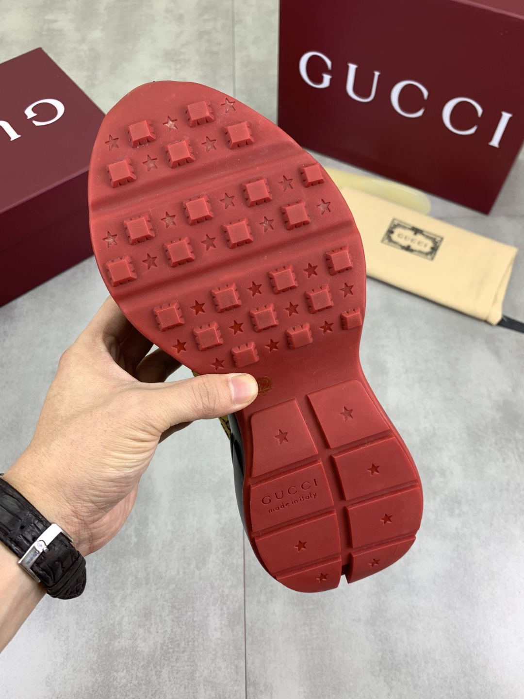 Gucci Sneakers-141
