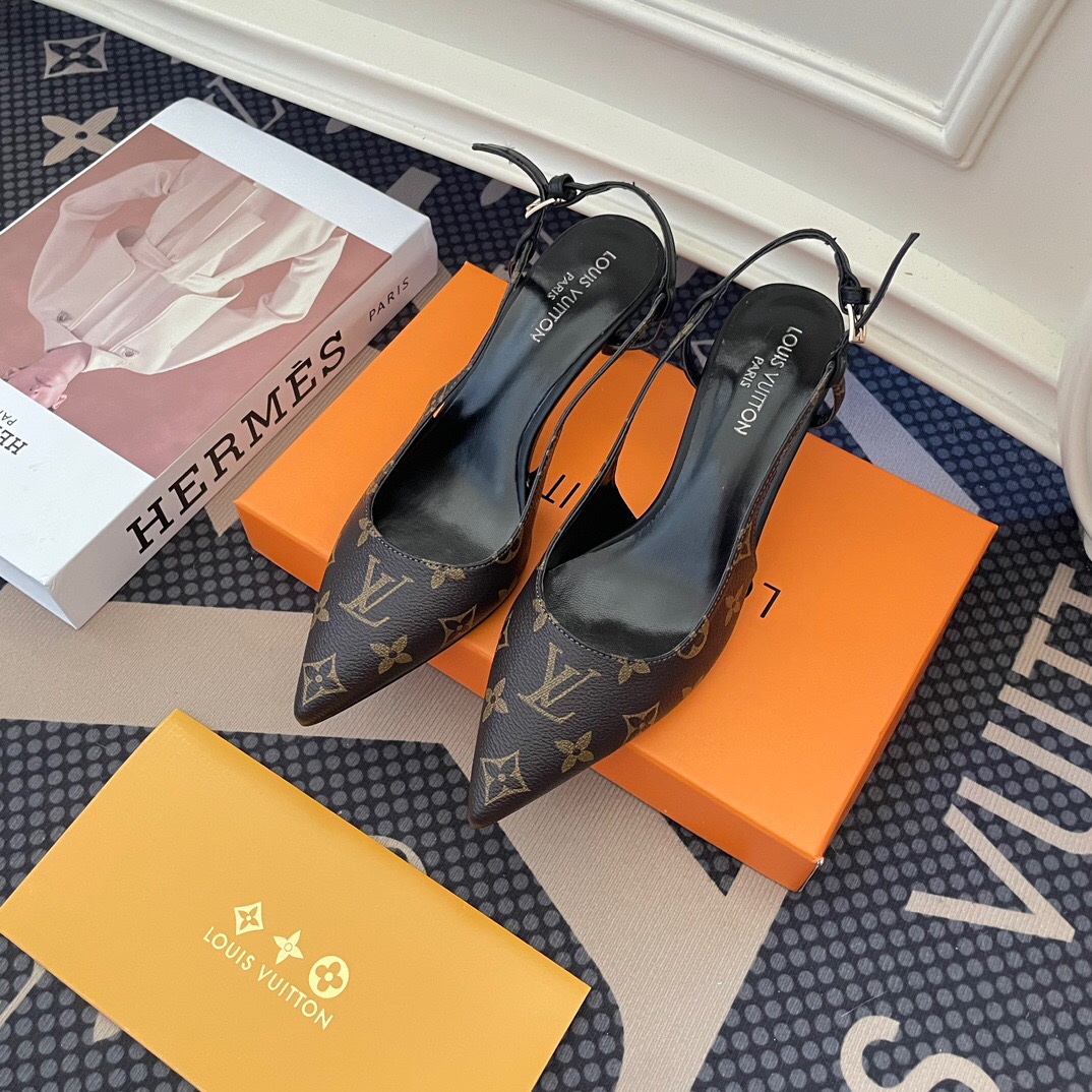 LV Summer footwear