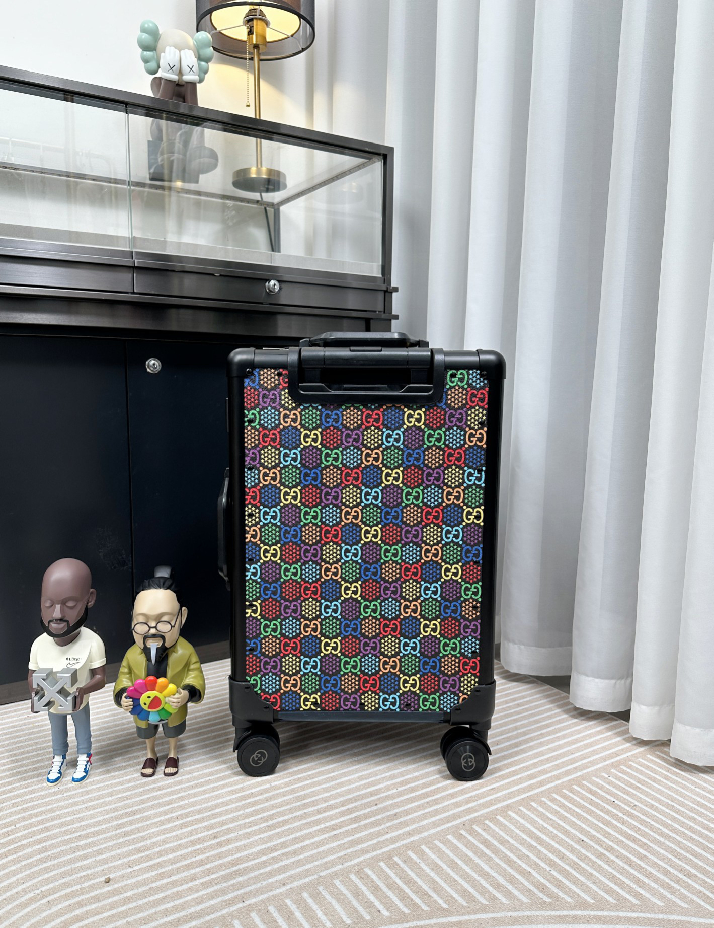 Gucci luggage-32
