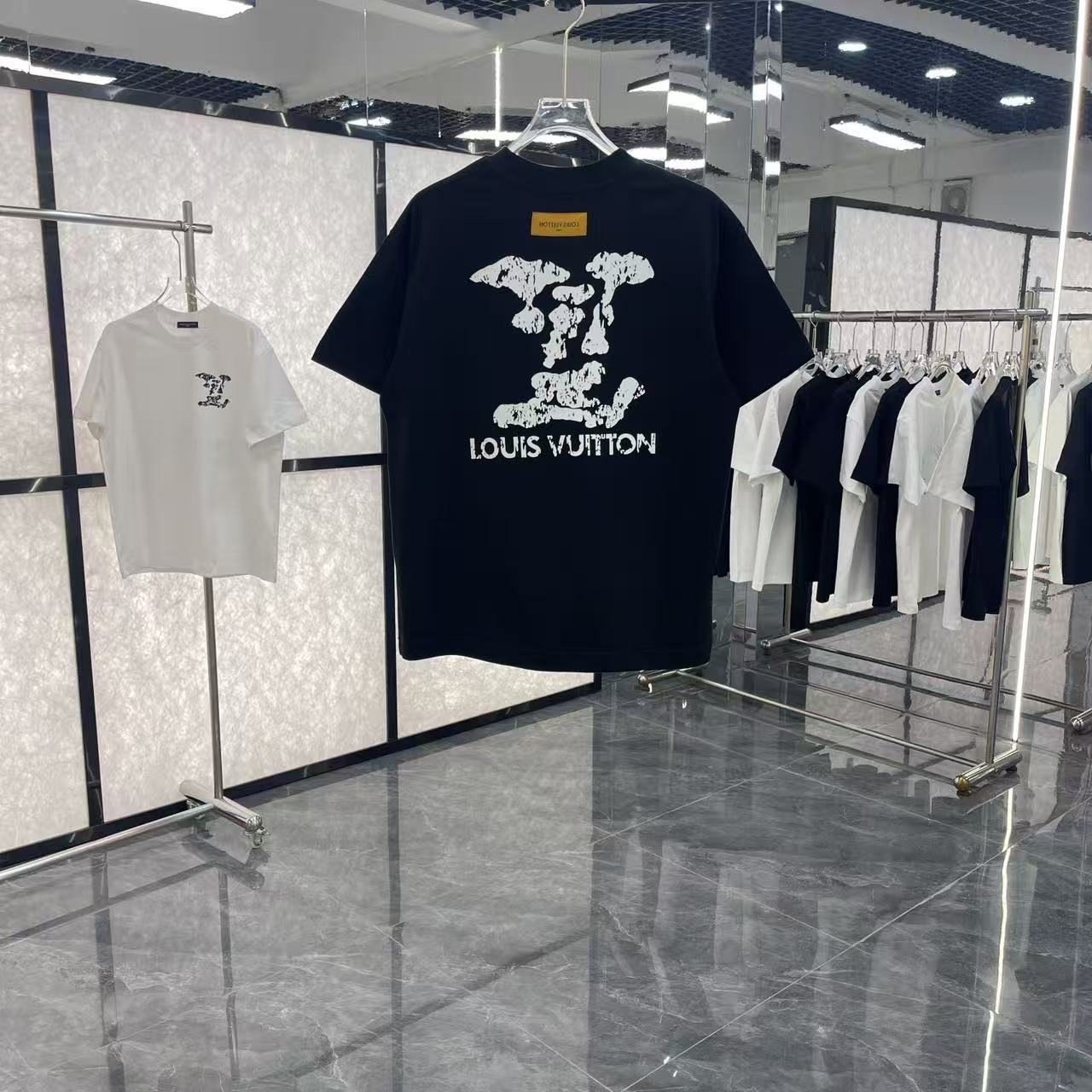 Prada clothing-33