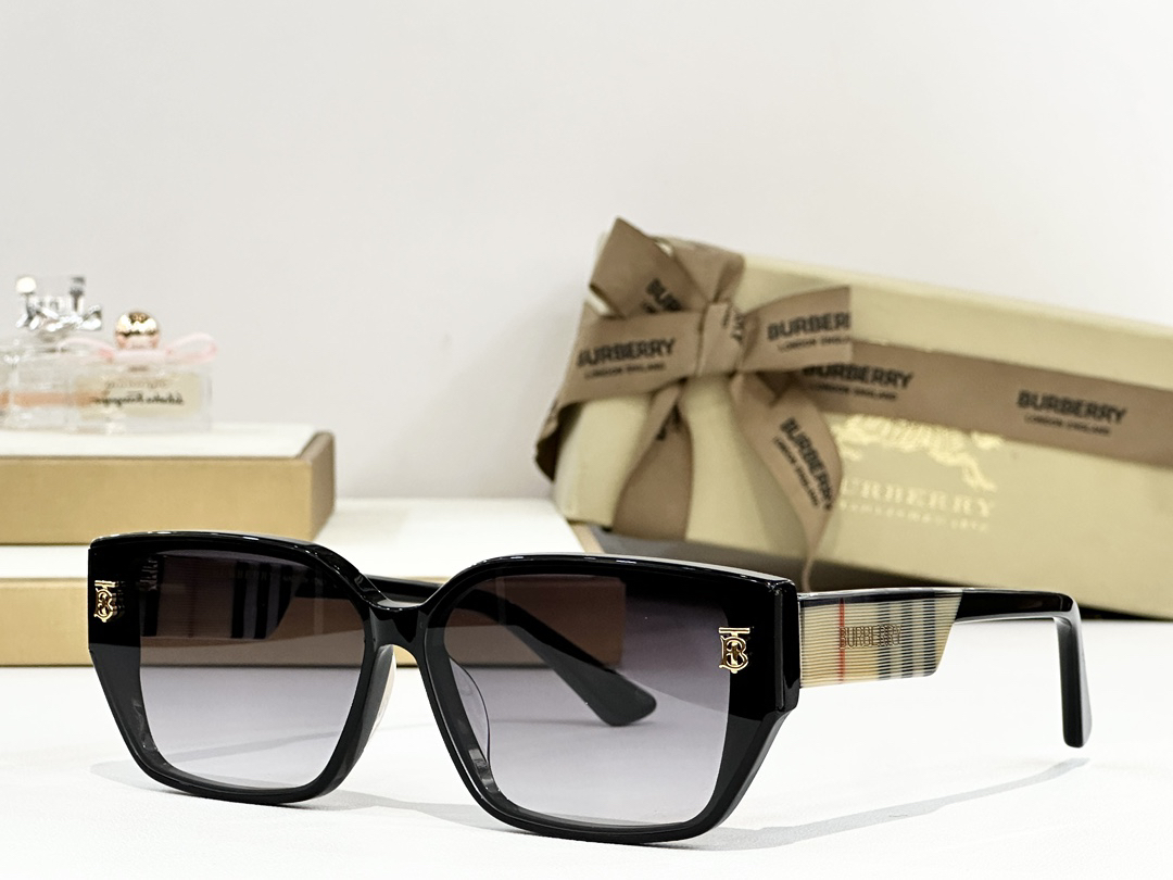 Burberry glasses-22
