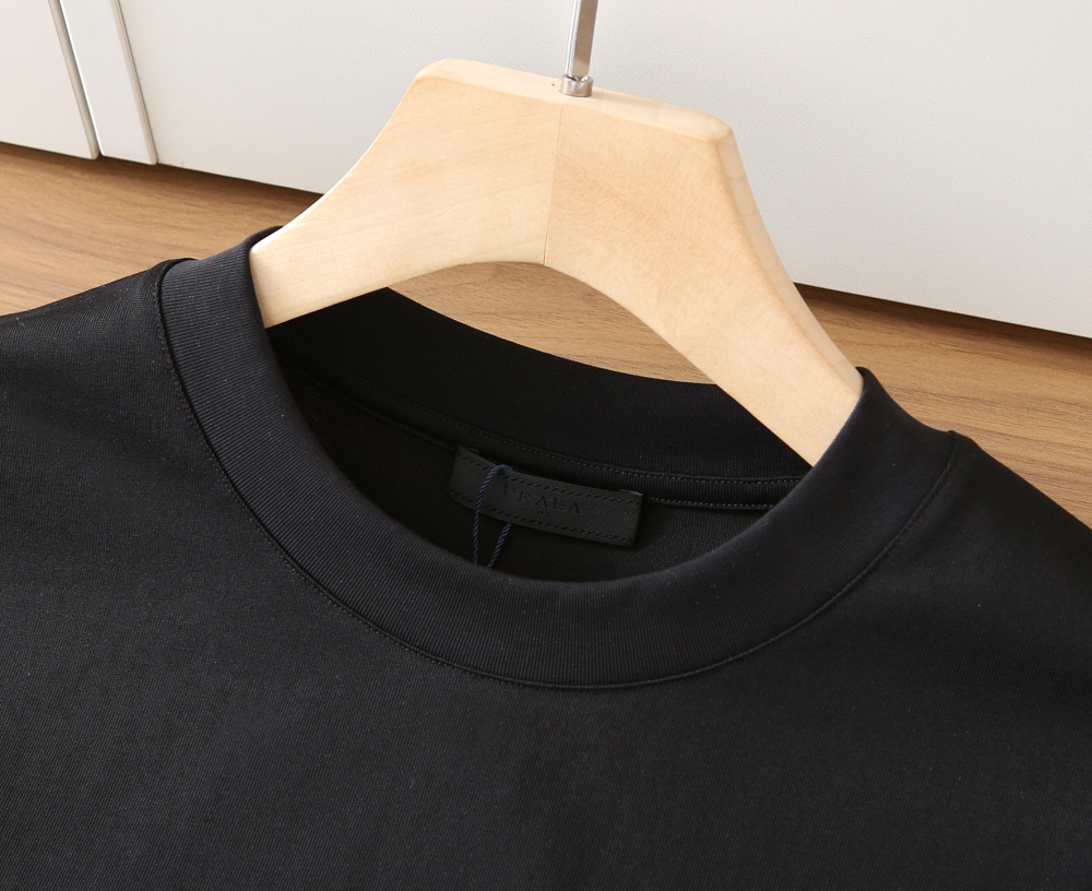 Prada clothing-269