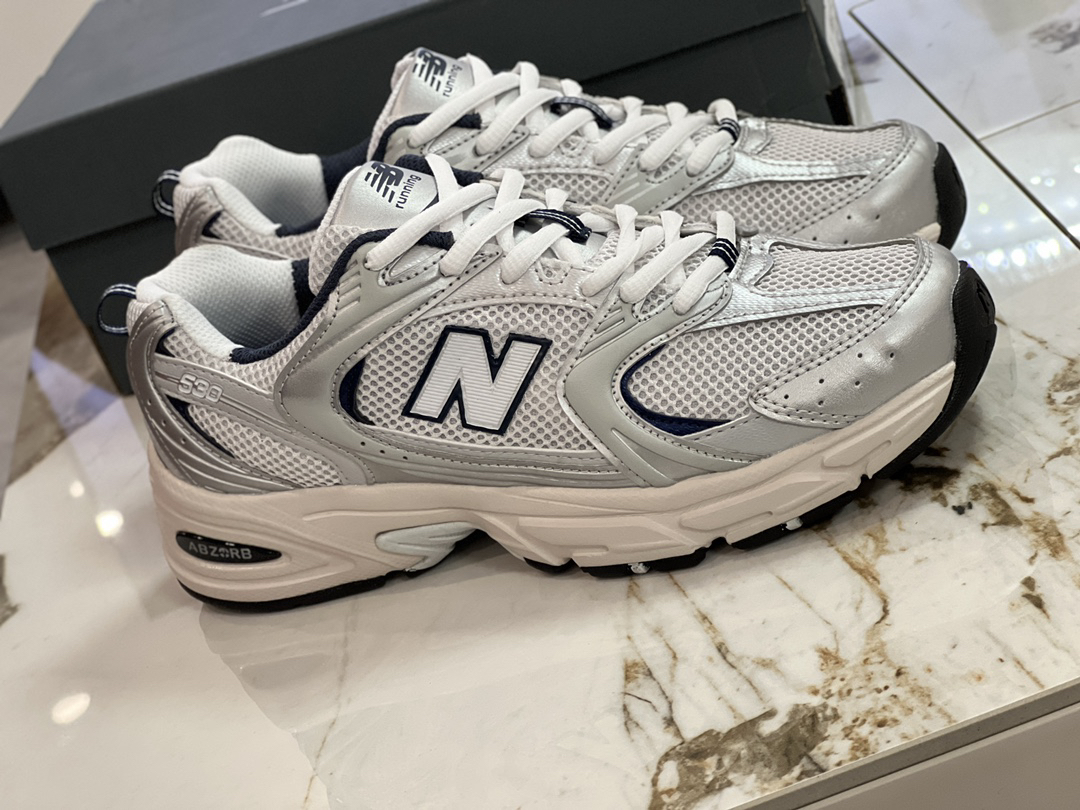 New Balance Sneakers-149