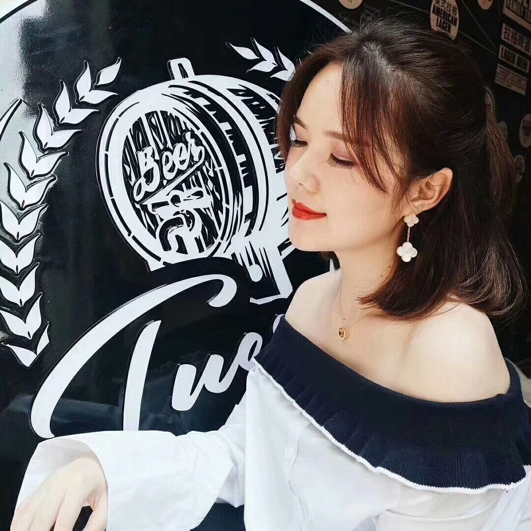 Van Cleef & Arpels earring-112