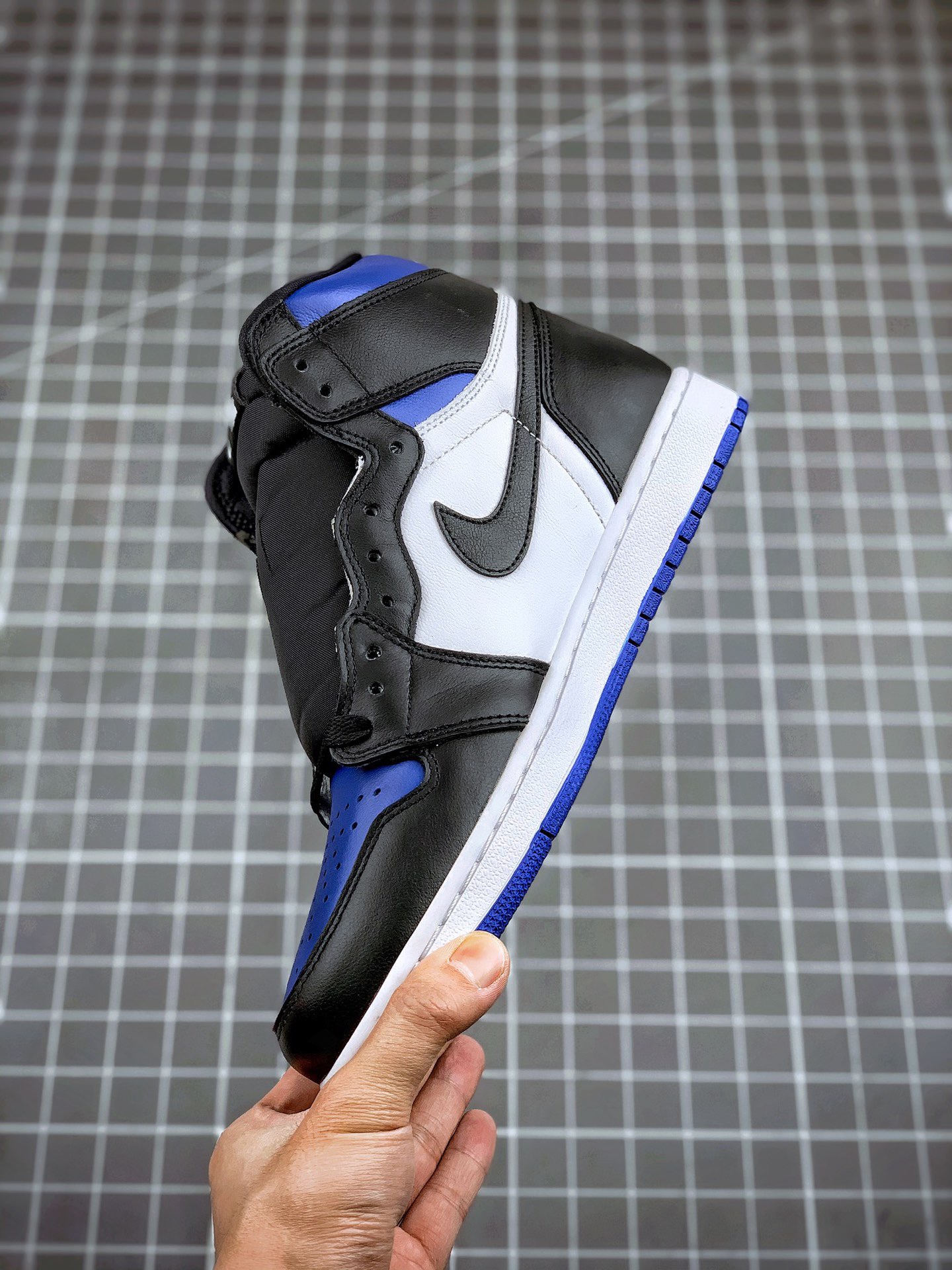 Nike Sneakers-118