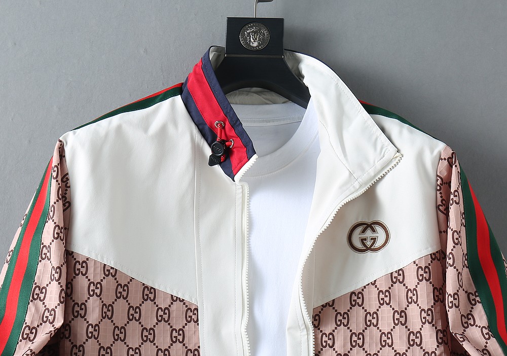 Gucci Clothing-329