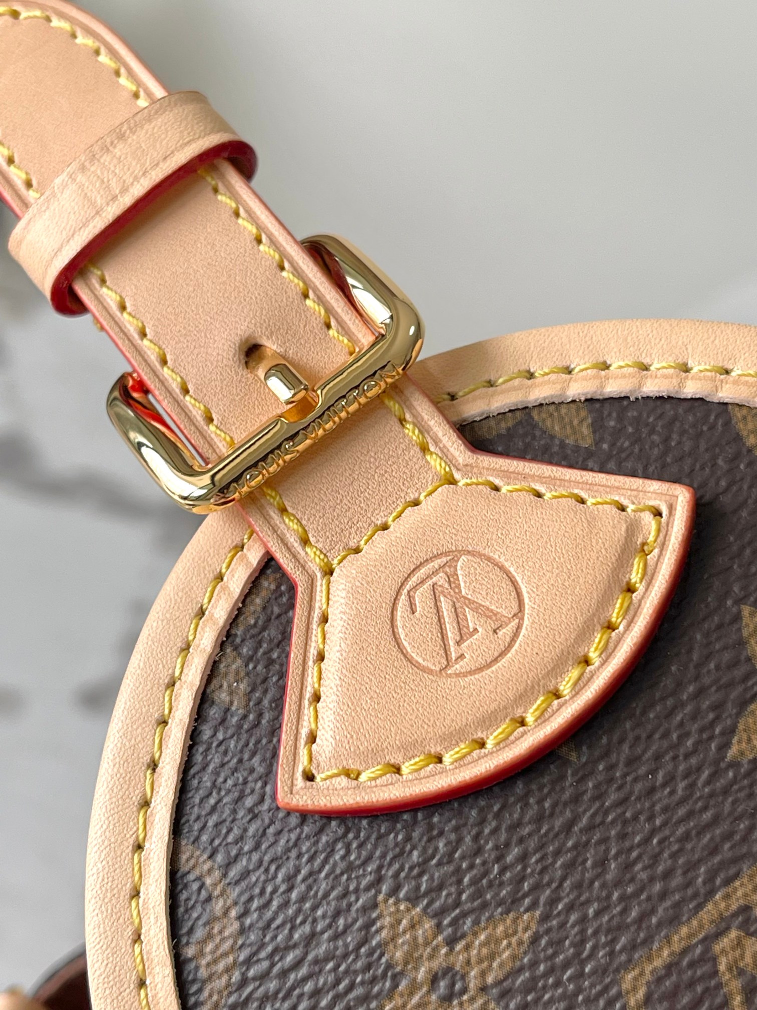 Louis Vuitton Hot New Product-86