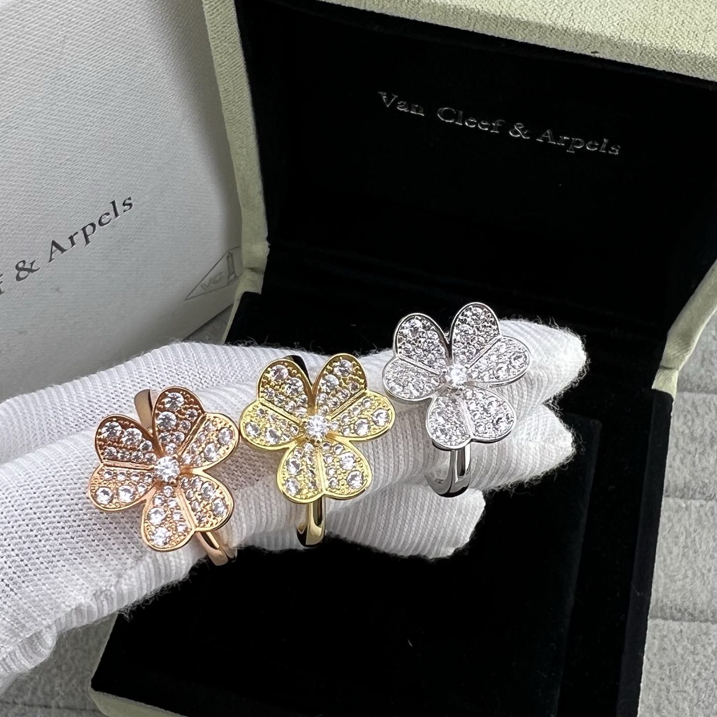 Van Cleef & Arpels ring-7