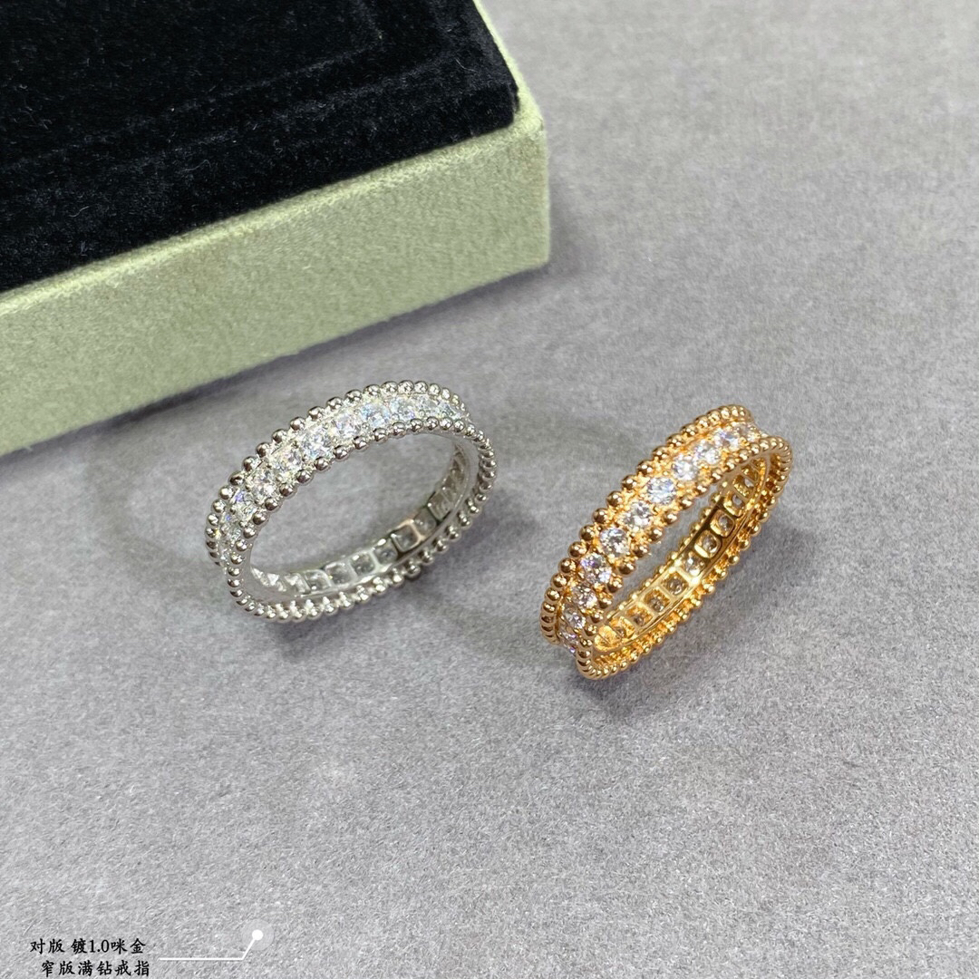 Van Cleef & Arpels ring-30