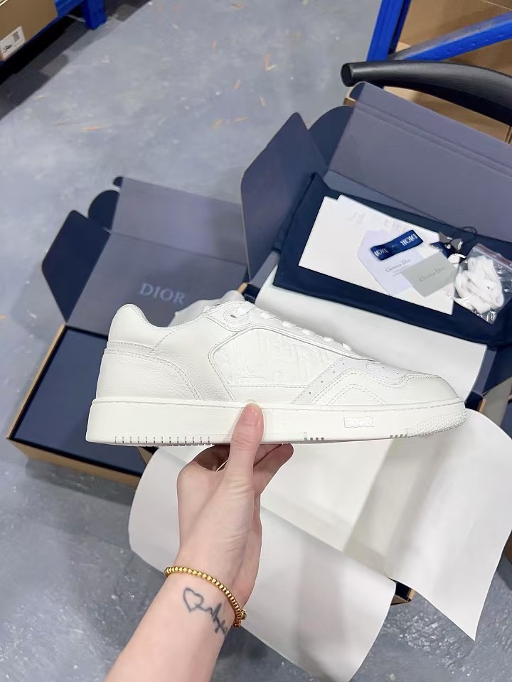 Dior Sneakers-10