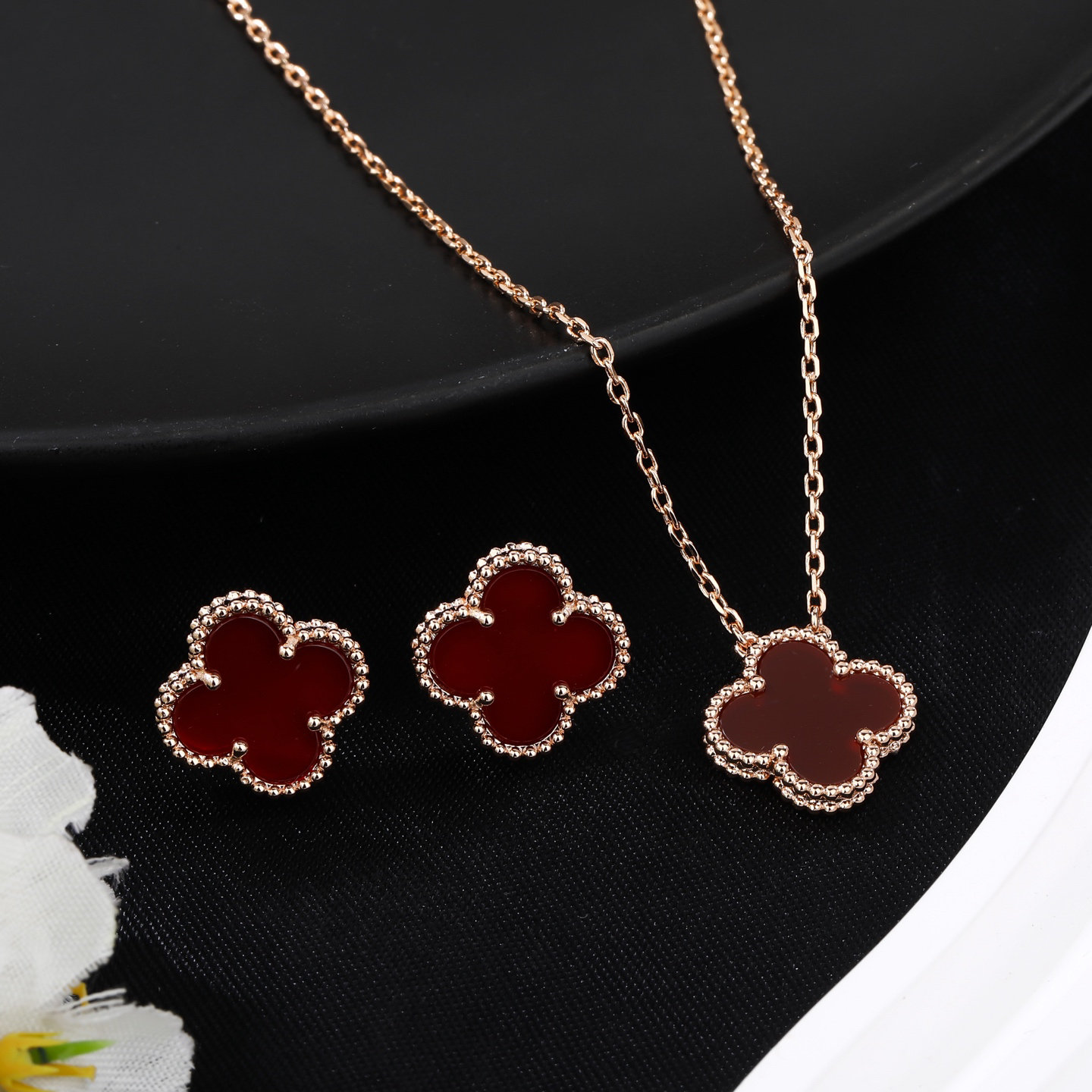 Van Cleef & Arpels necklace-68