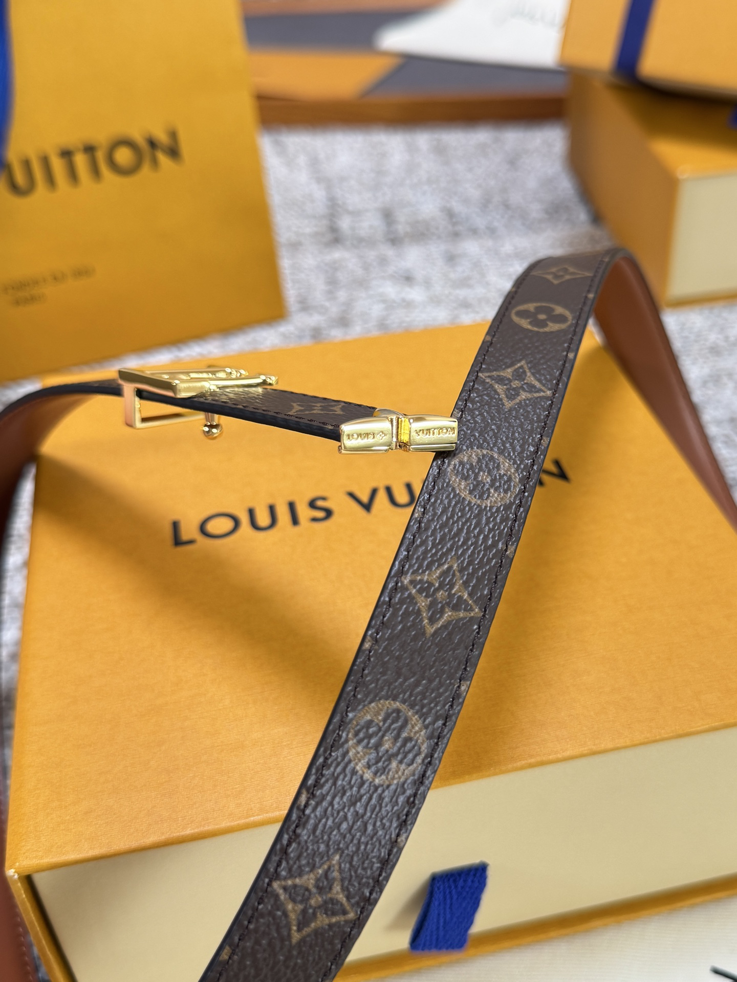 Lv belt-74