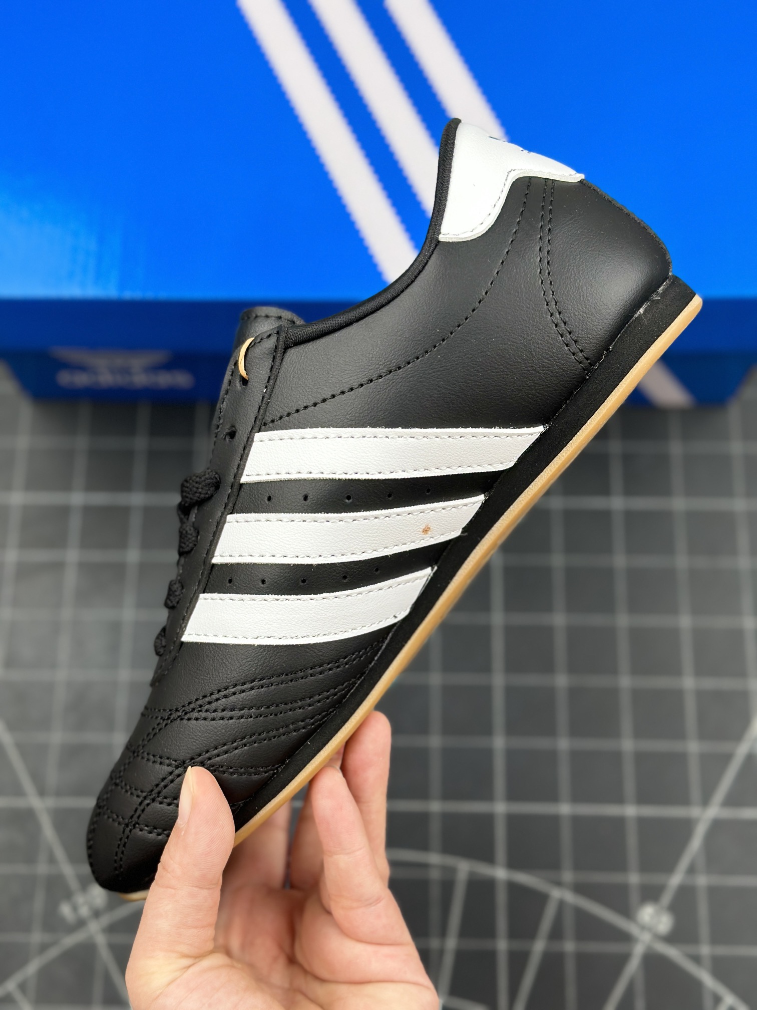 Adidas Sneakers-166