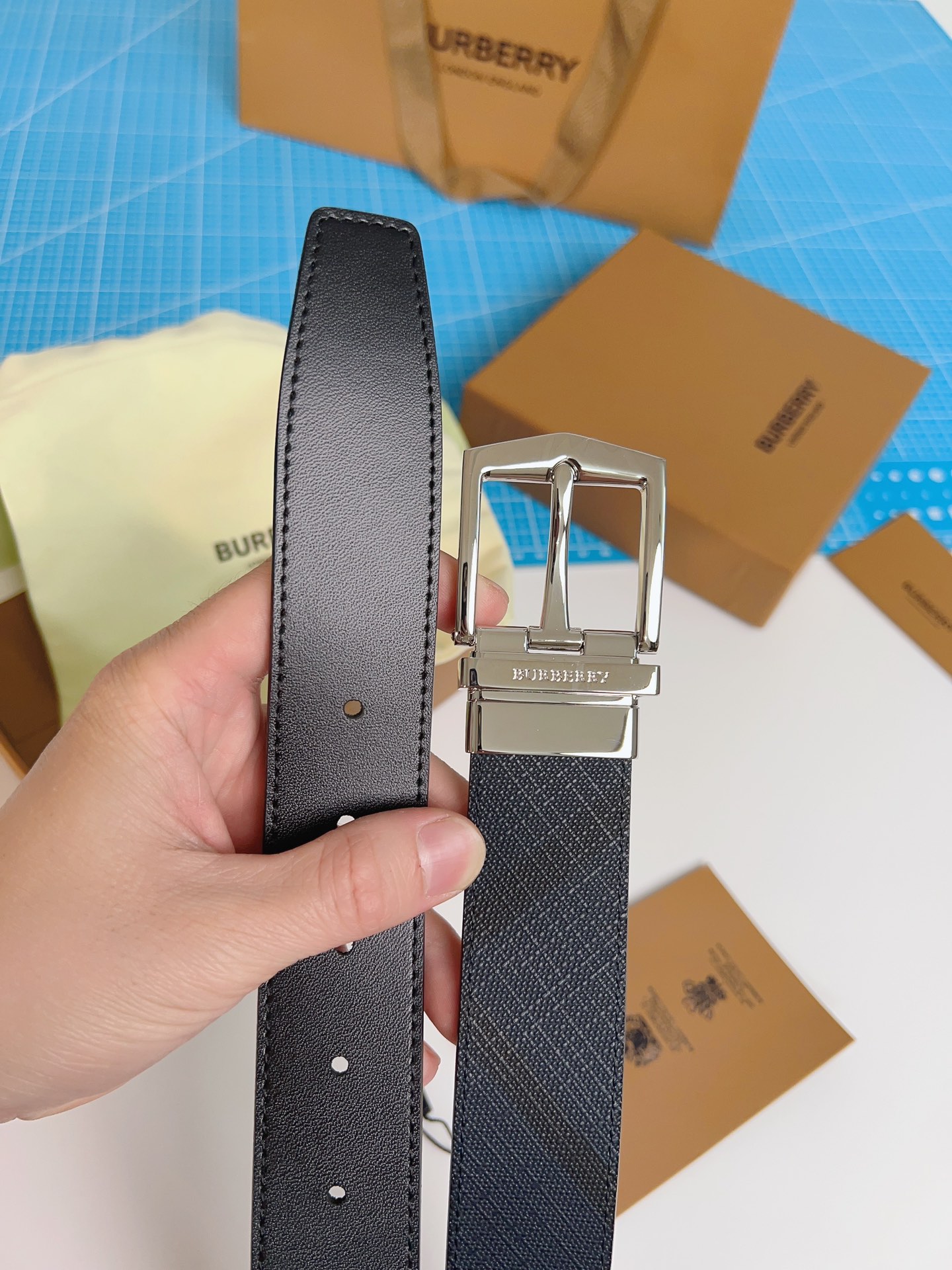 Burberry belt-128
