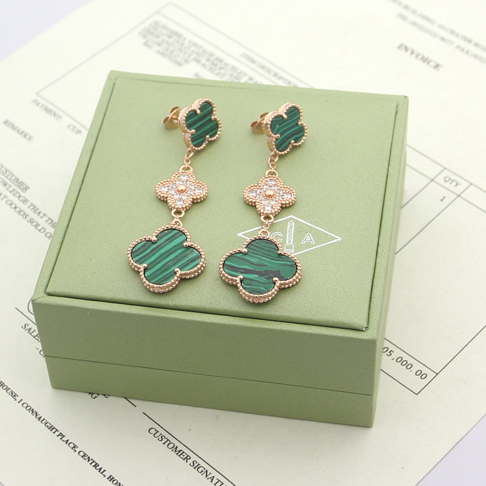 Van Cleef & Arpels earring-100
