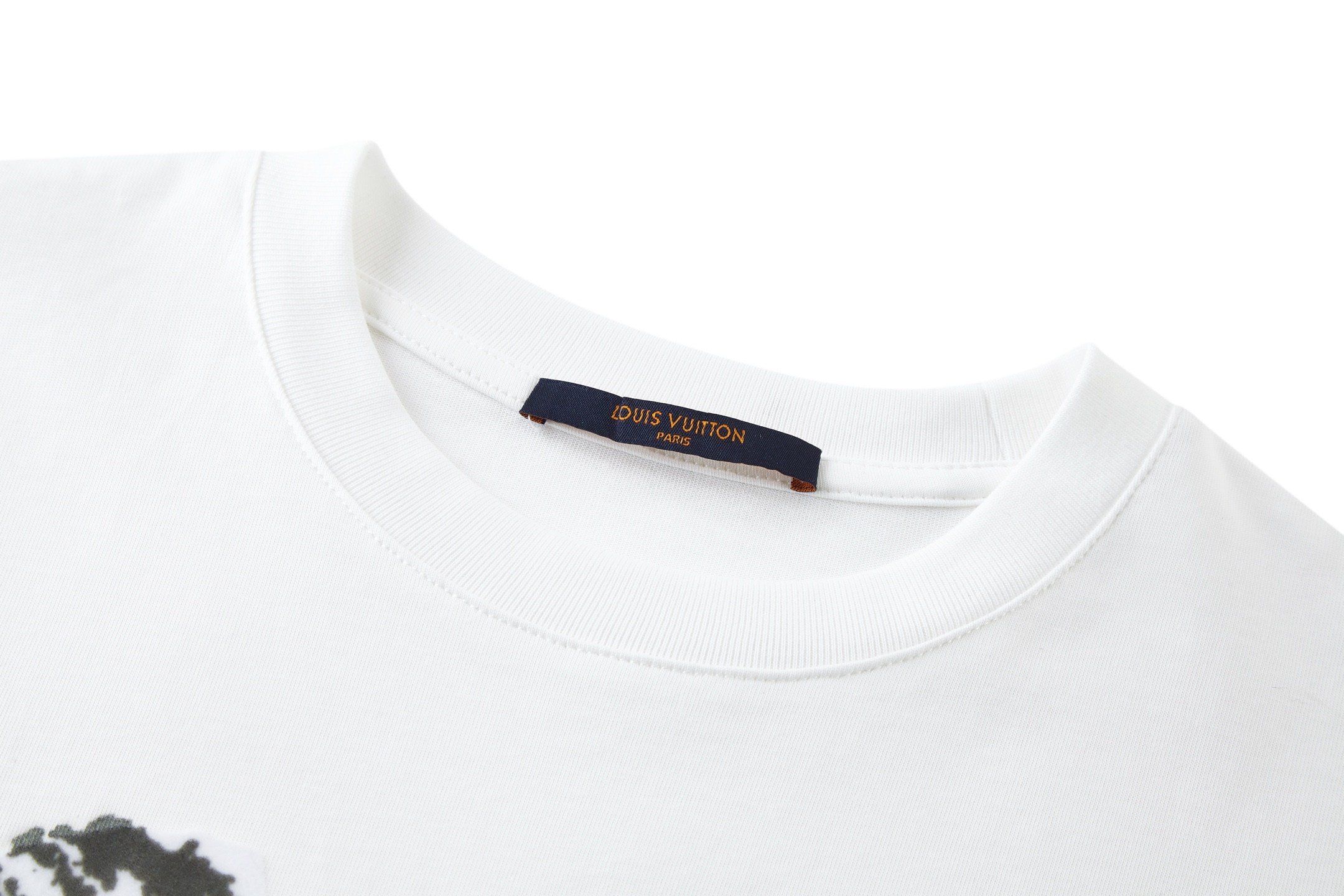 LV clothing-192
