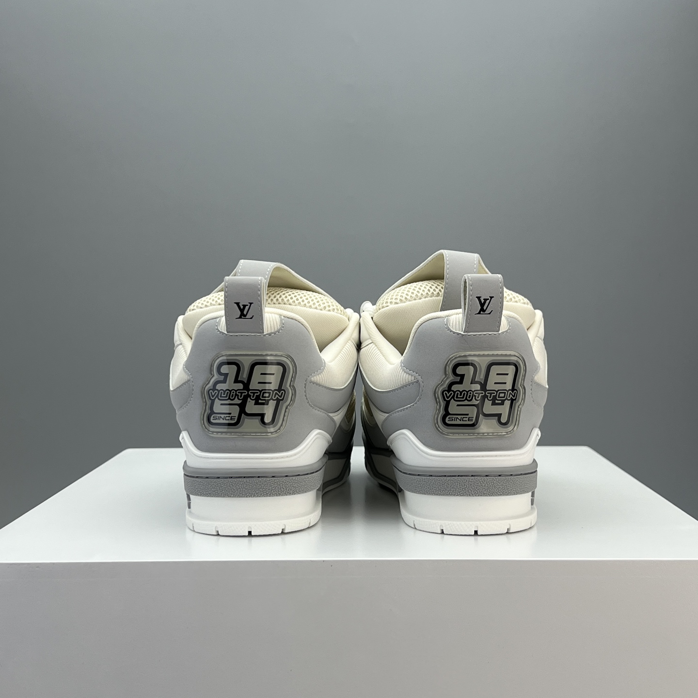 Lv Sneakers-129