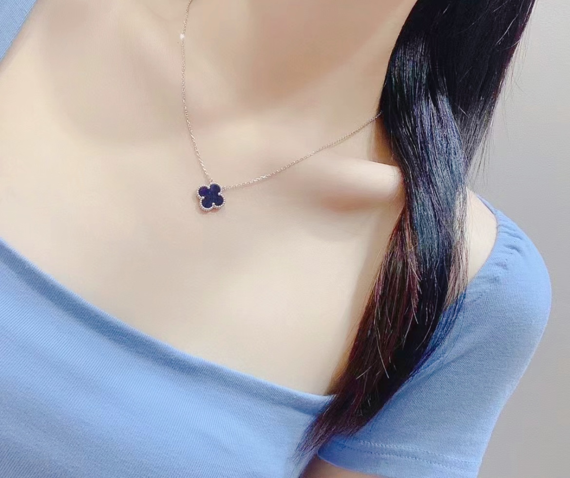 Van Cleef & Arpels necklace-45