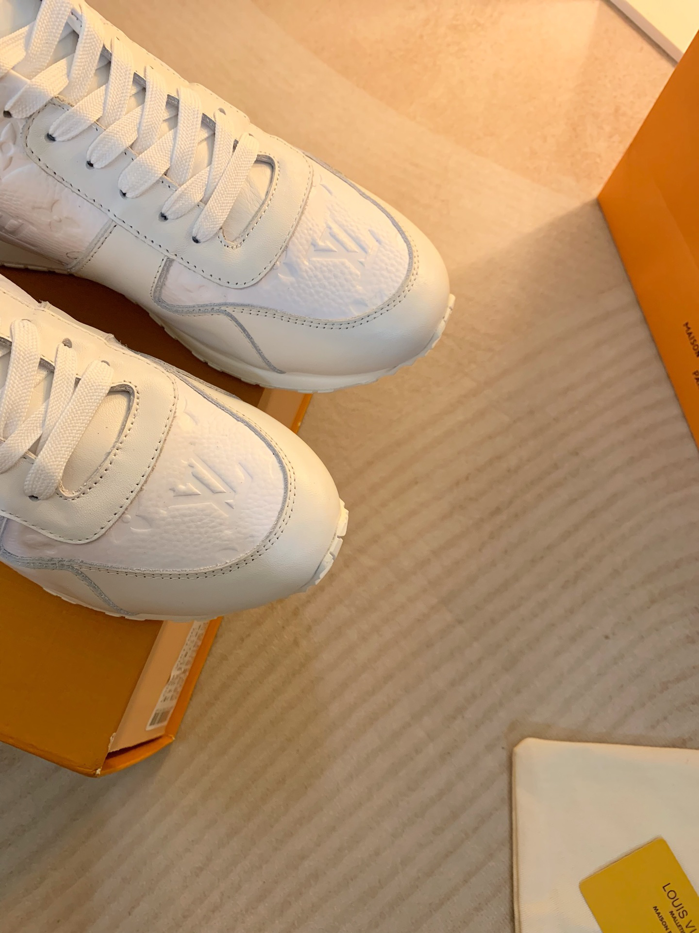 Lv Sneakers-157