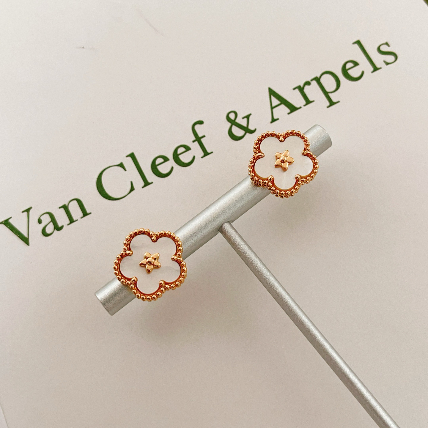 Van Cleef & Arpels earring-111