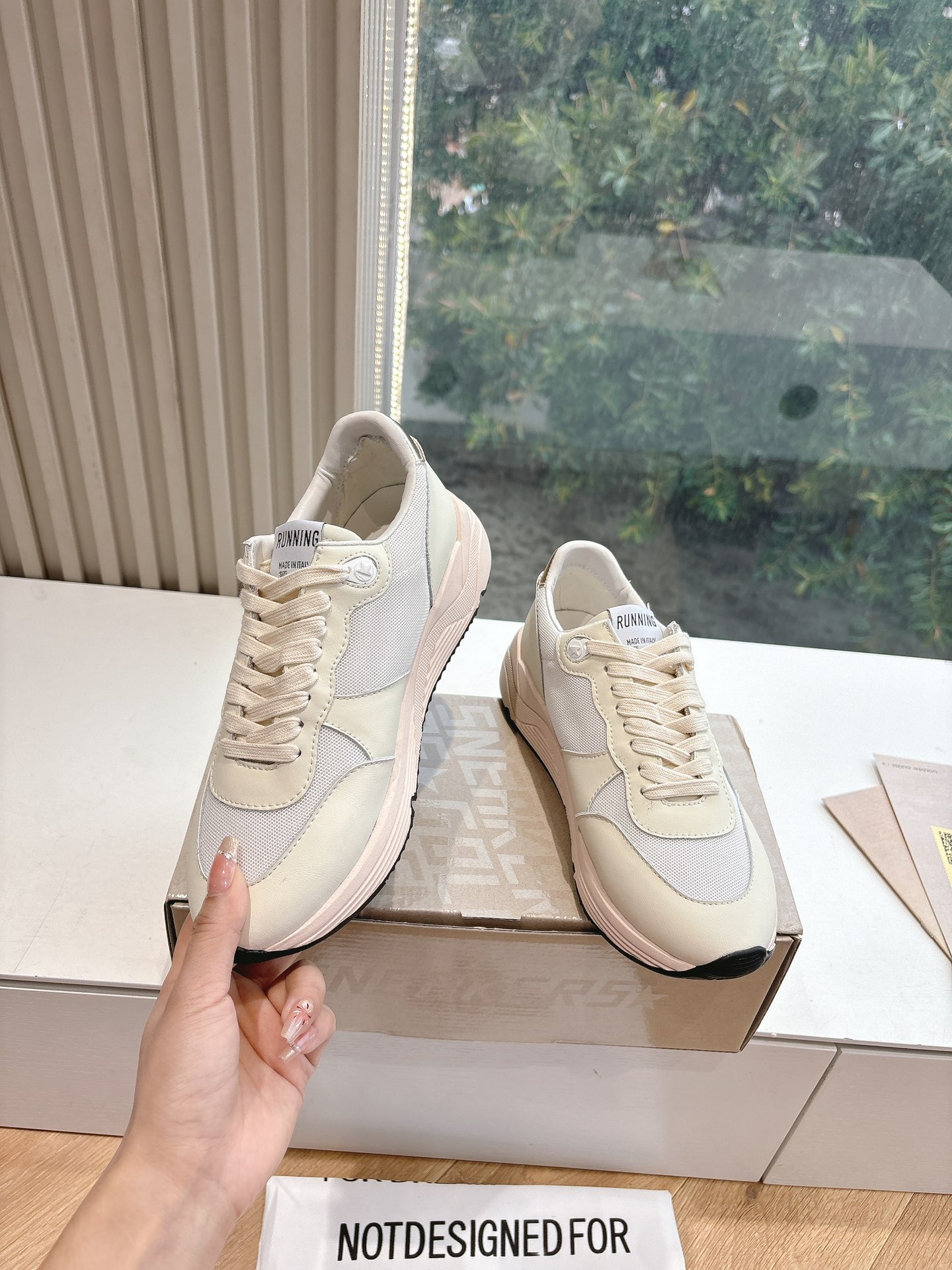Golden Goose Sneakers-19