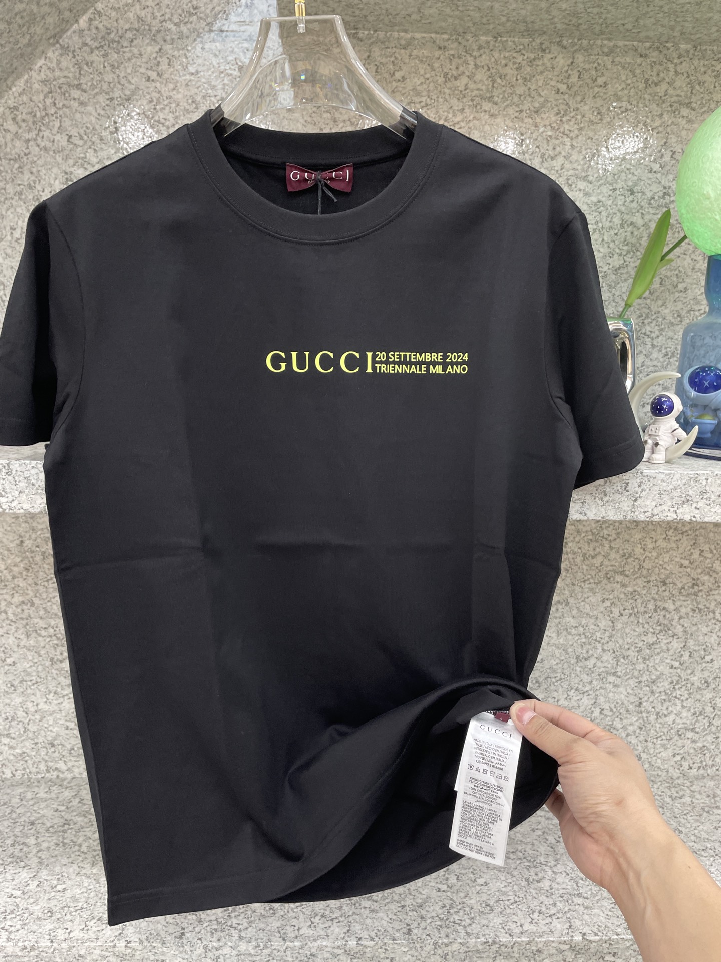 Gucci Clothing-199