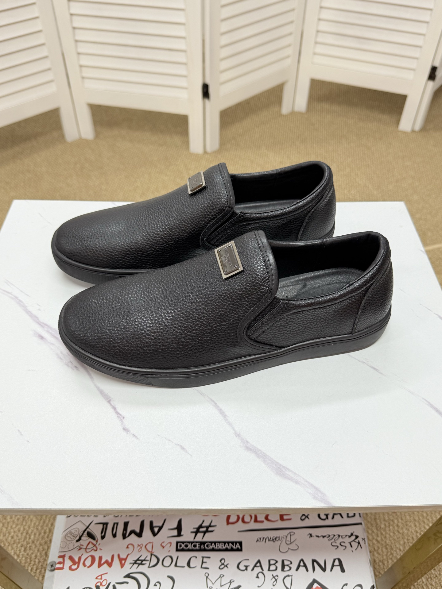 D&G Sneakers-81