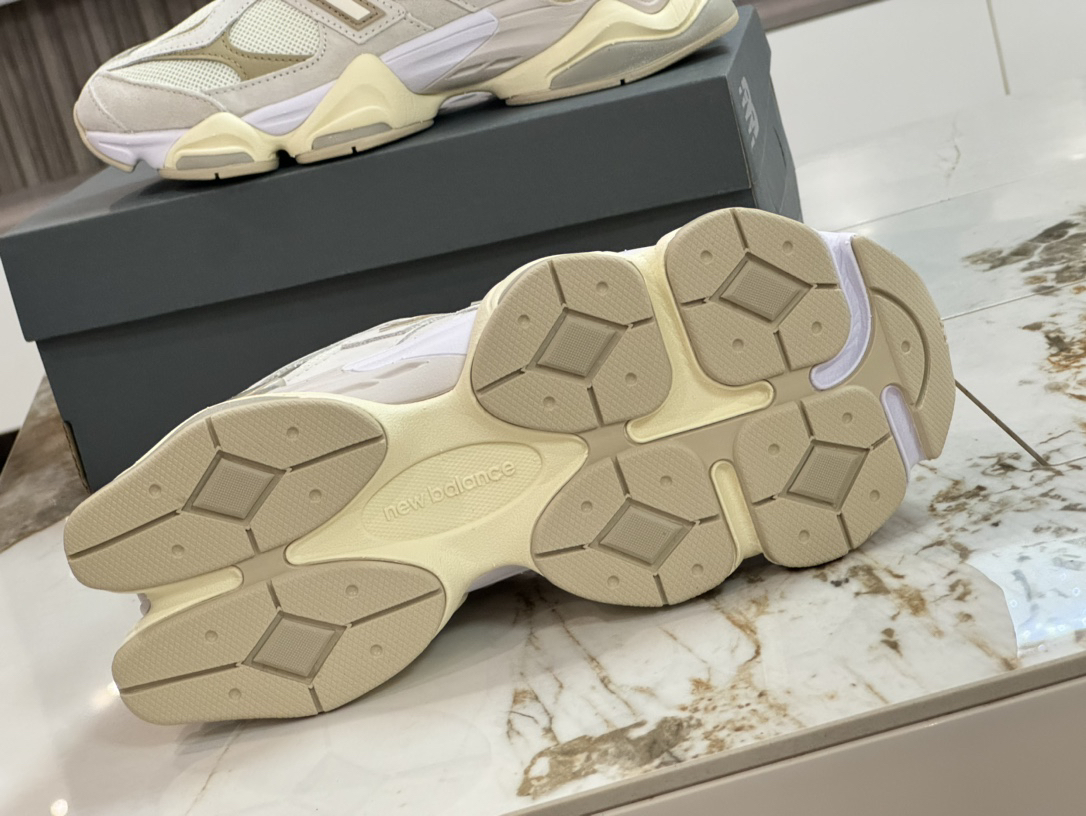 New Balance Sneakers-145