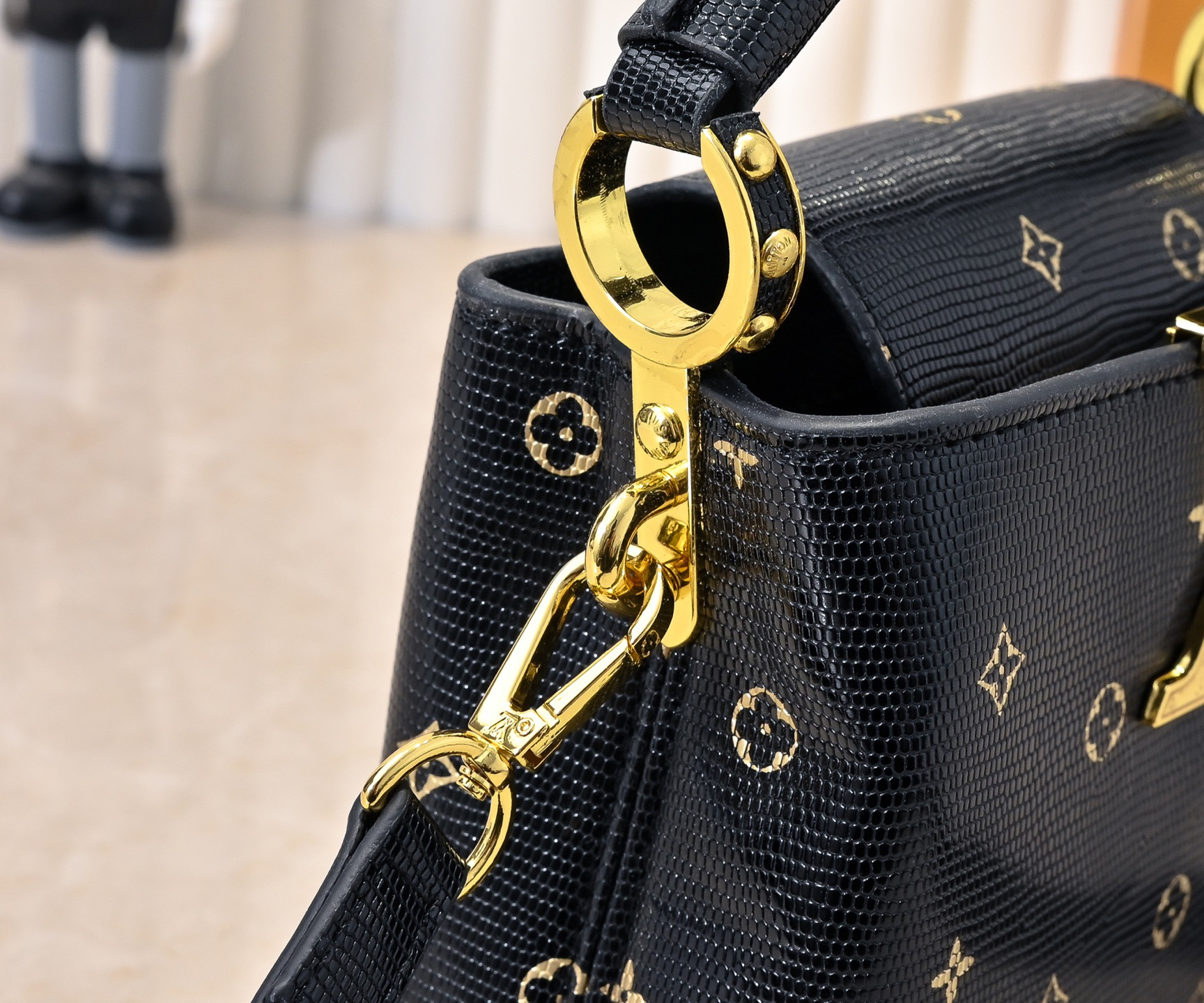 Louis Vuitton Hot New Product-148