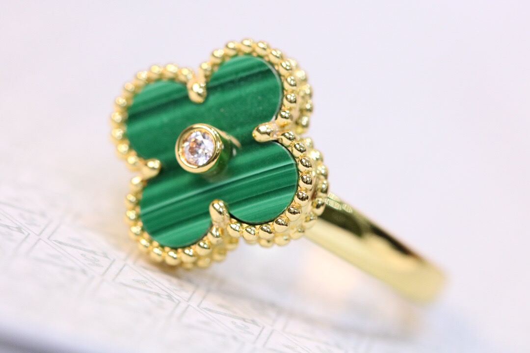 Van Cleef & Arpels ring-12