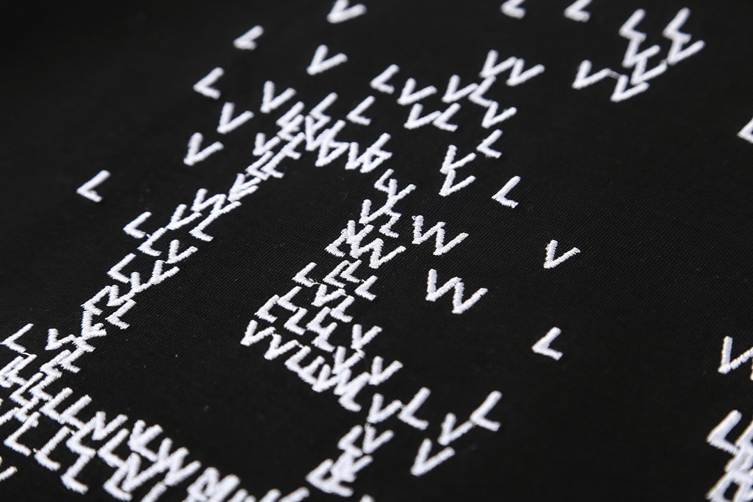 LV clothing-6