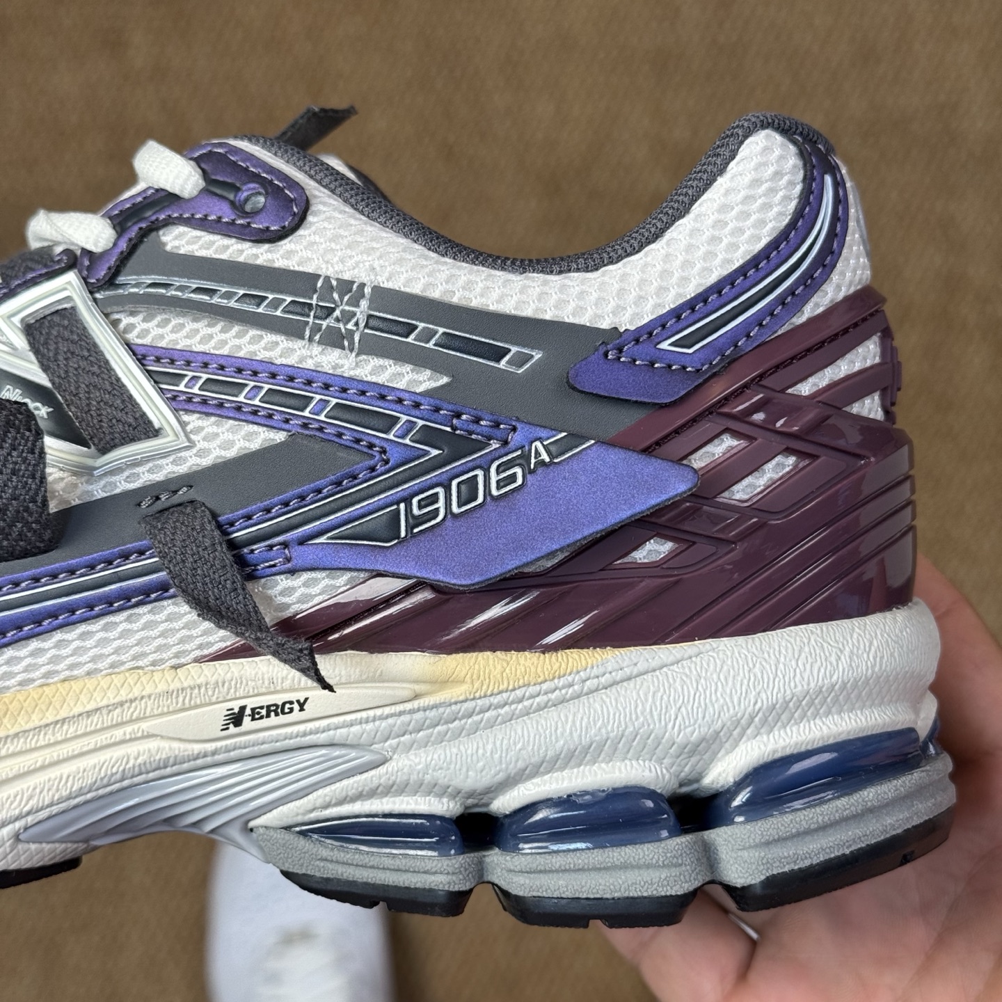 New Balance Sneakers-201