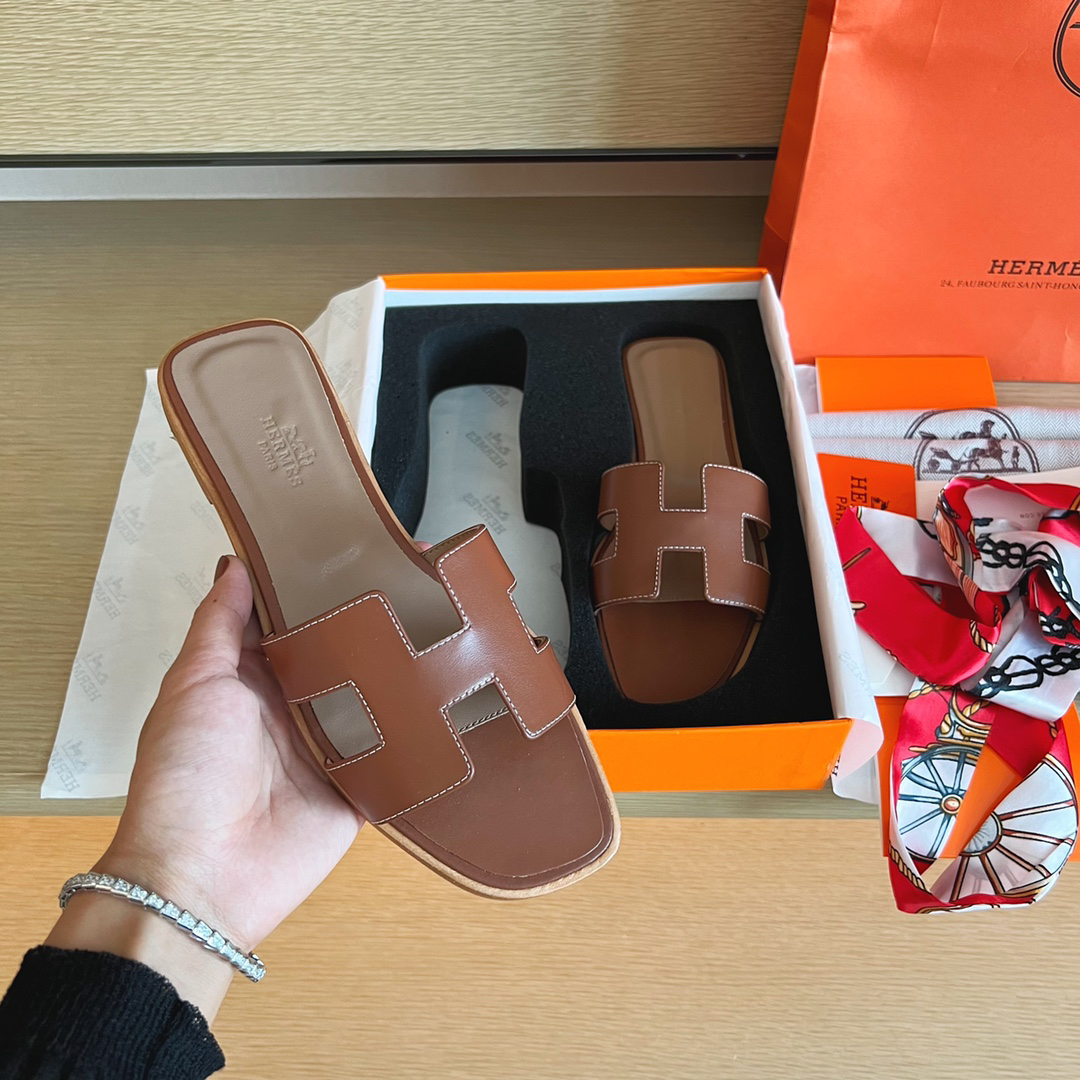Hermes Summer footwear