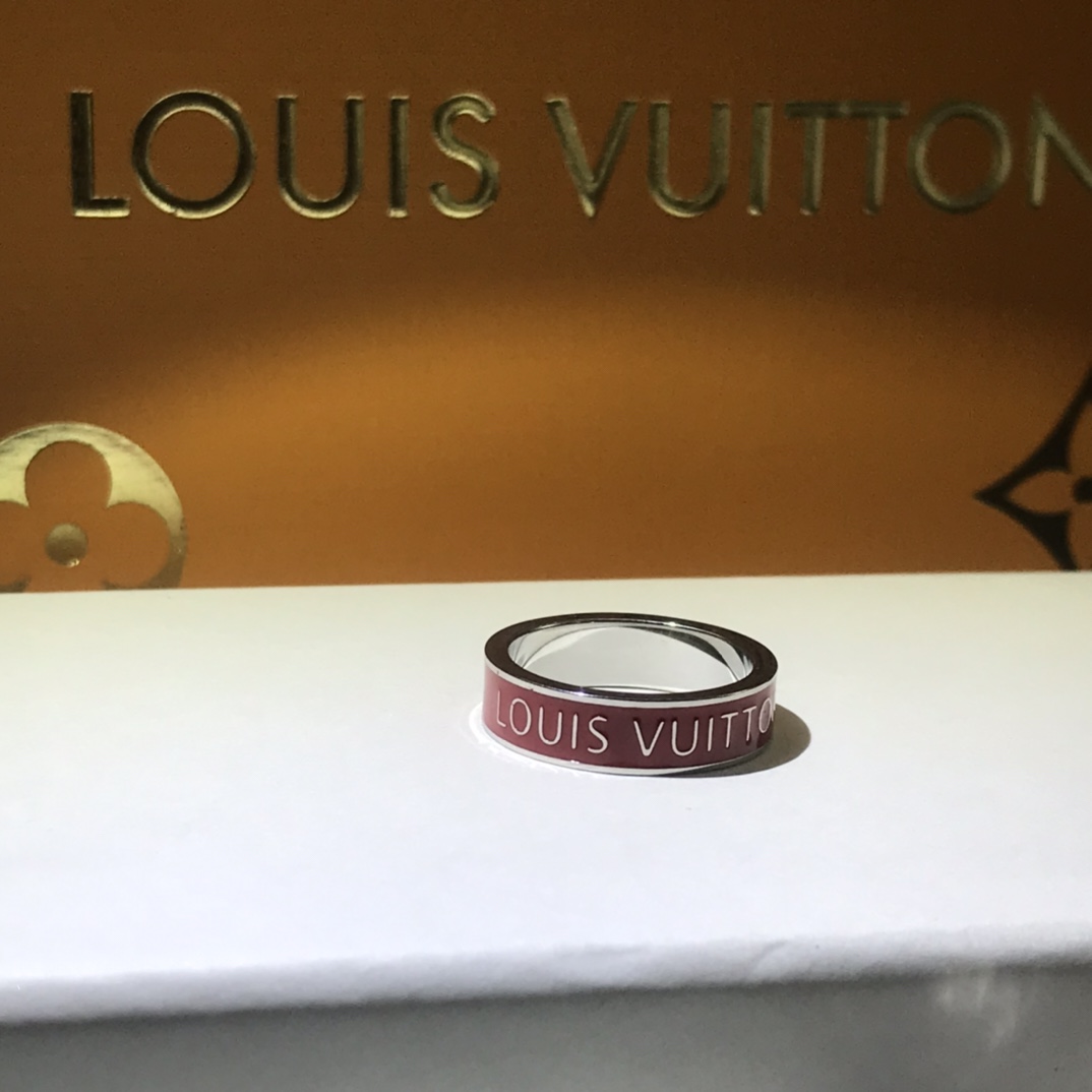 LV ring-64