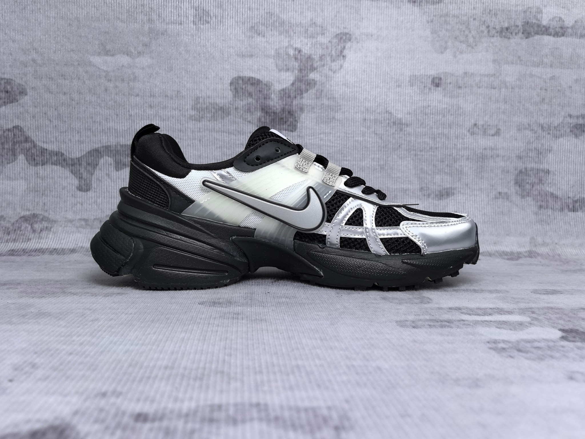 Nike Sneakers-229