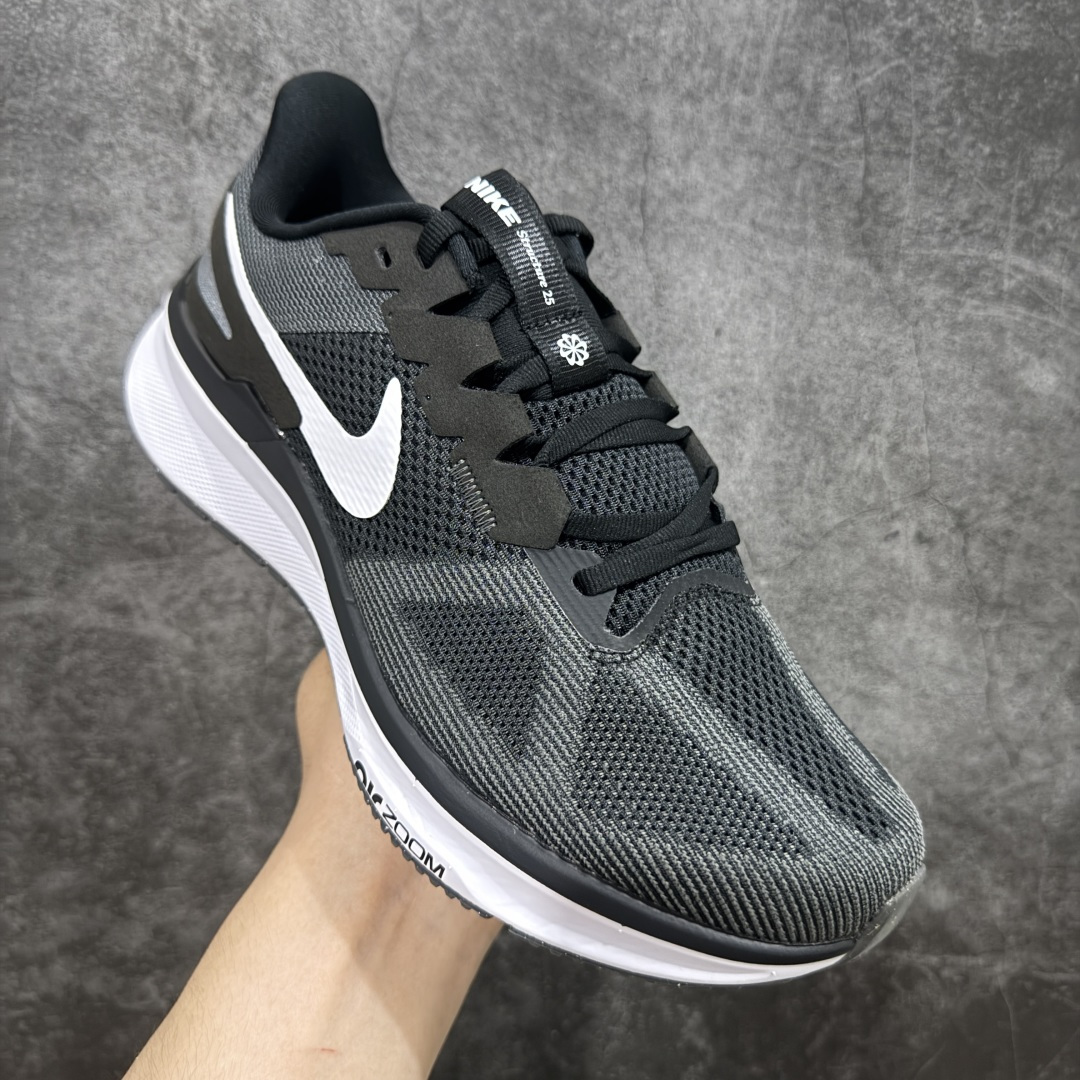Nike Sneakers-180