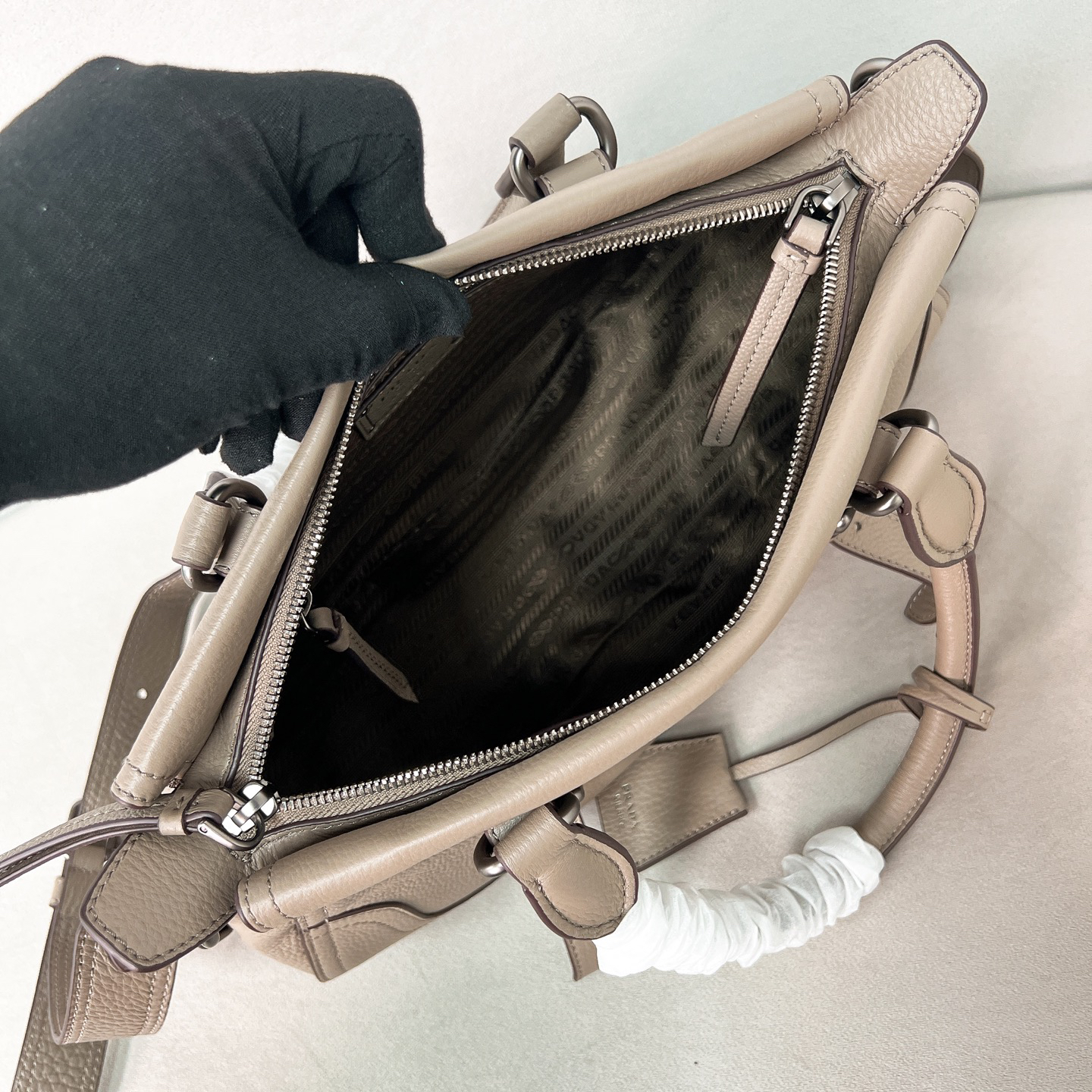 Prada Hot New Product-18