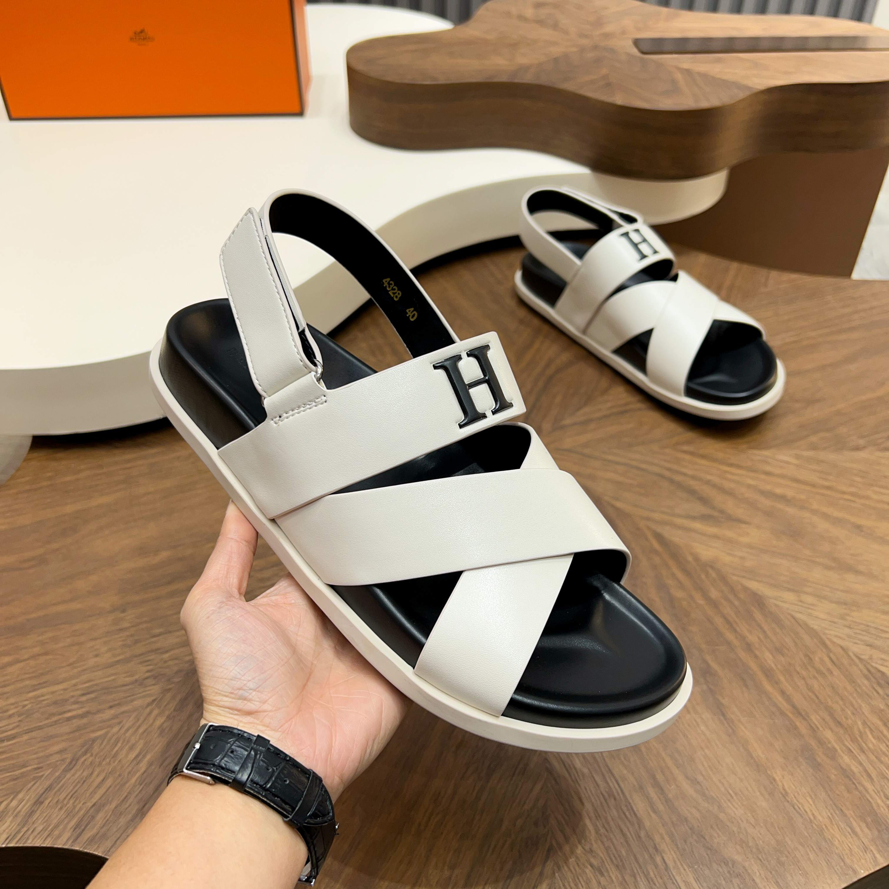 Hermes Summer footwear
