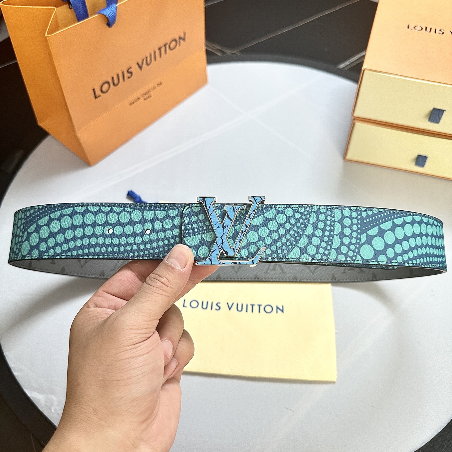 Lv belt-105