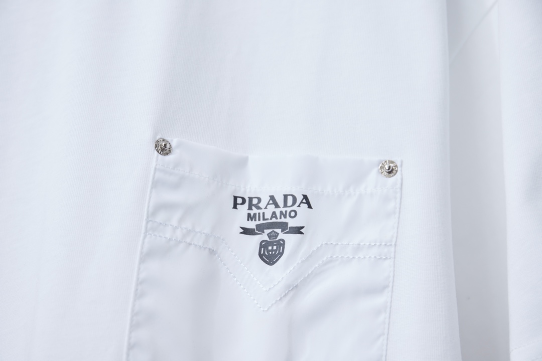 Prada clothing-243
