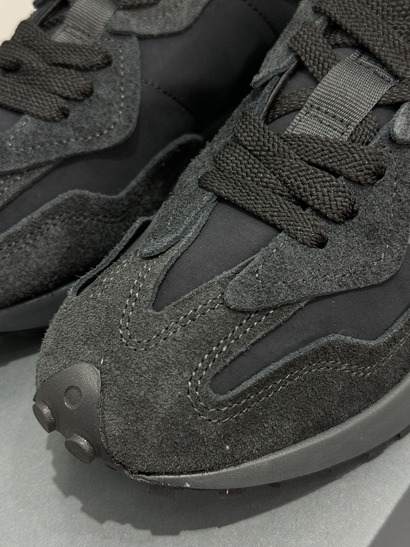 New Balance Sneakers-213