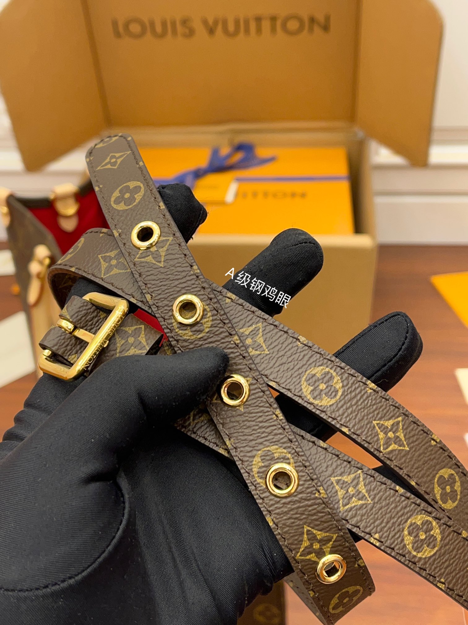 Louis Vuitton Hot New Product-70